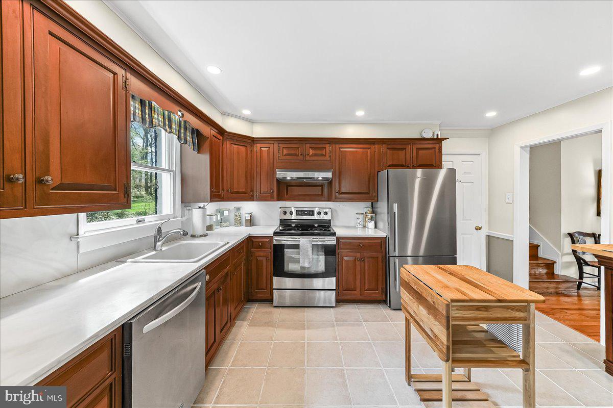 GLEN ACRES - Residential