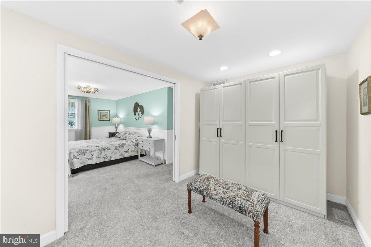 GLEN ACRES - Residential