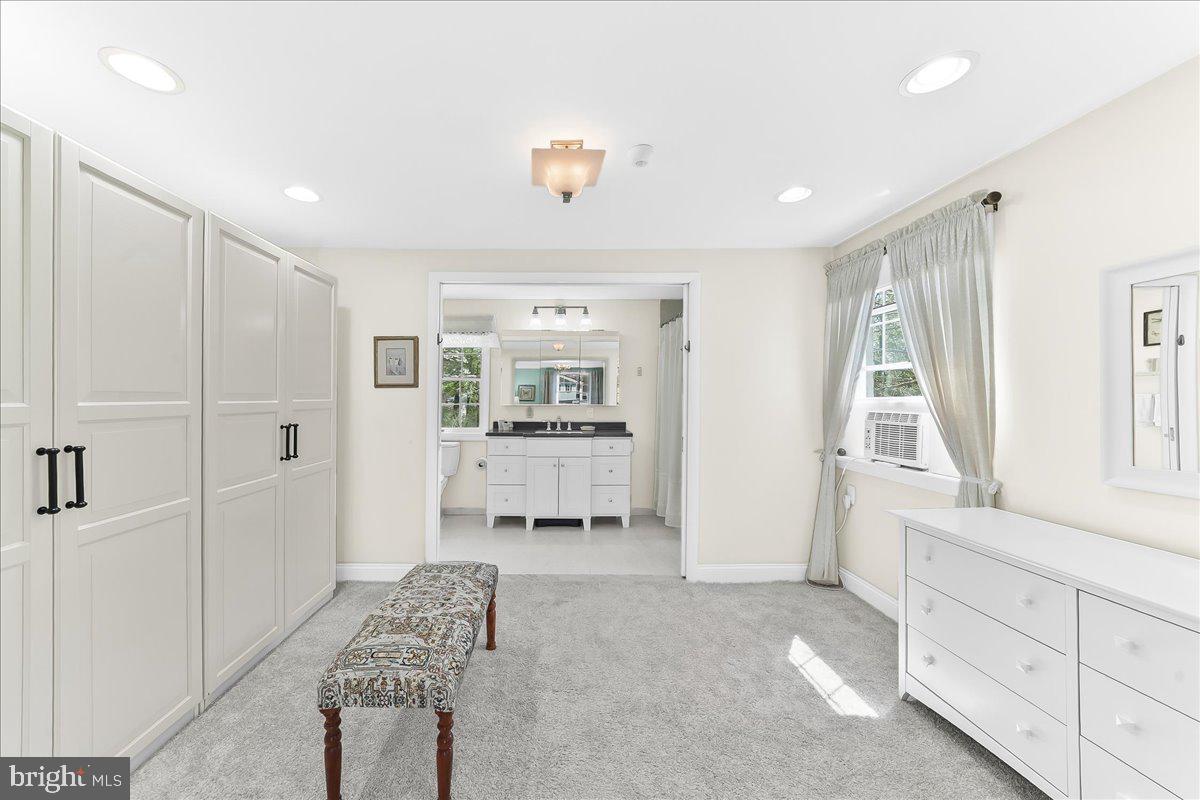 GLEN ACRES - Residential