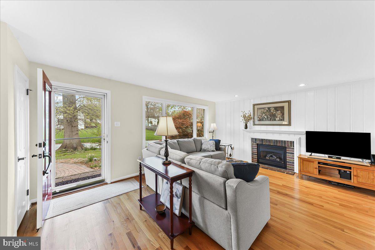 GLEN ACRES - Residential