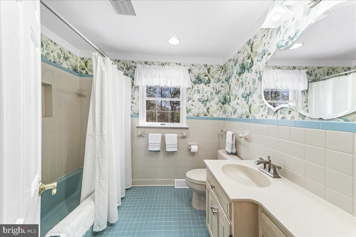 GLEN ACRES - Residential