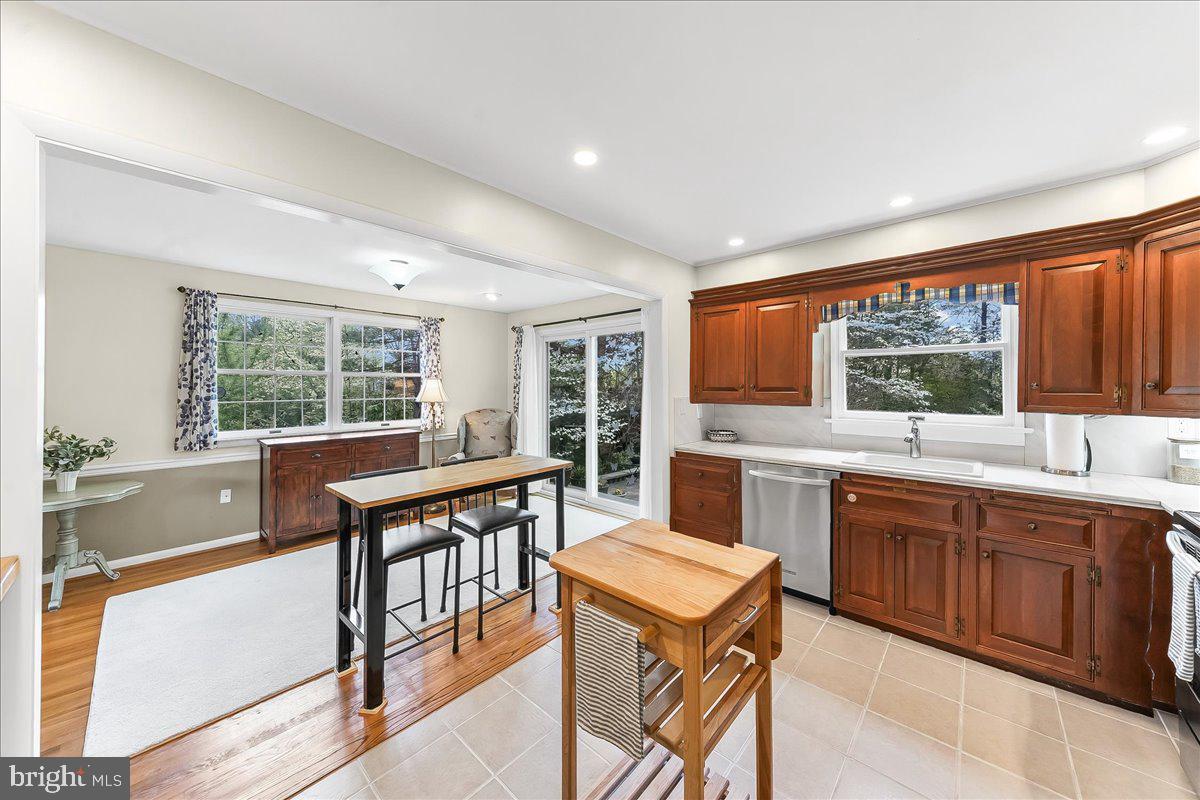 GLEN ACRES - Residential