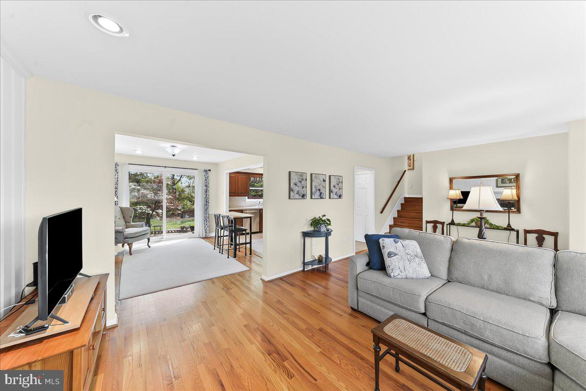 GLEN ACRES - Residential