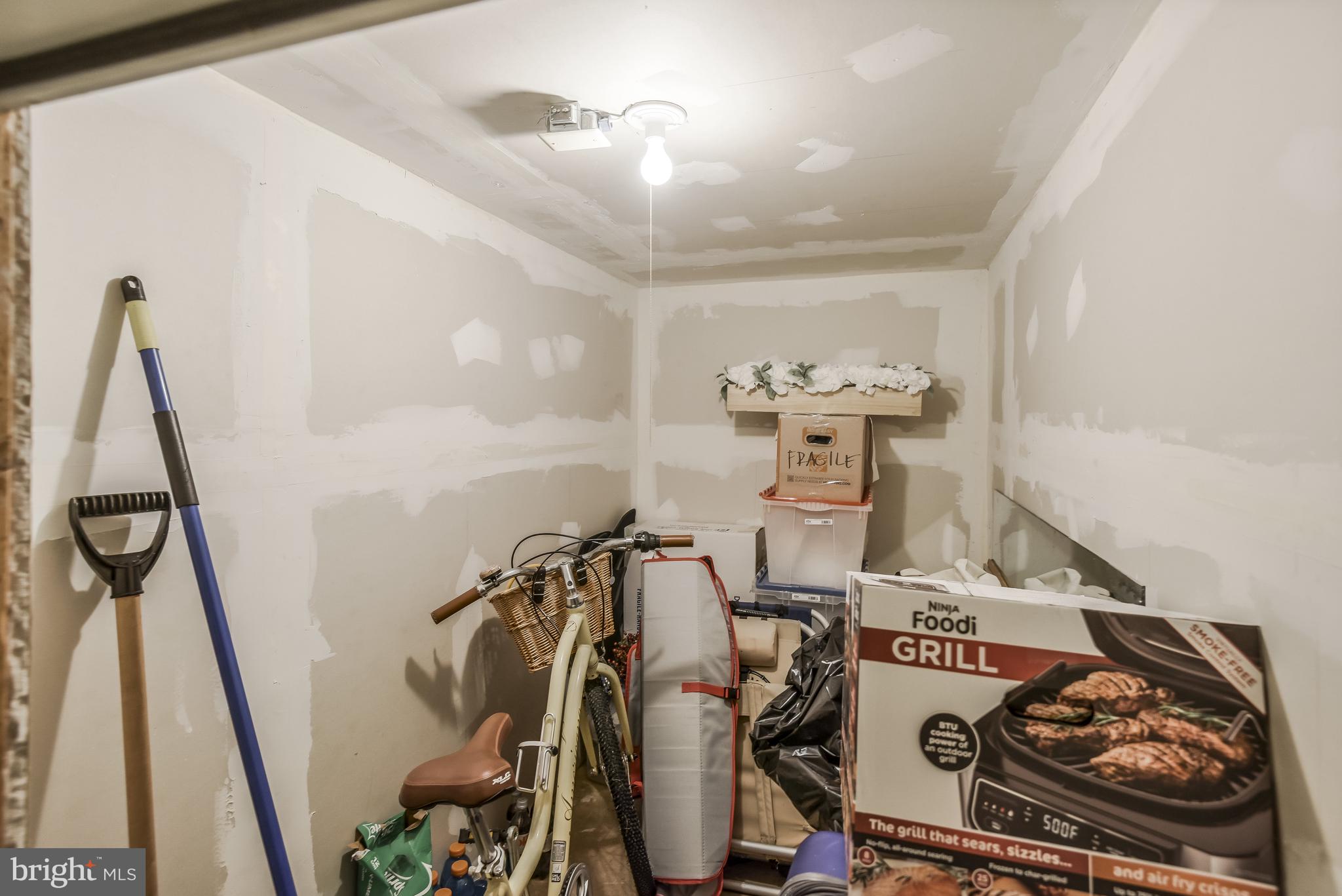 HAYDEN VILLAGE - Residential