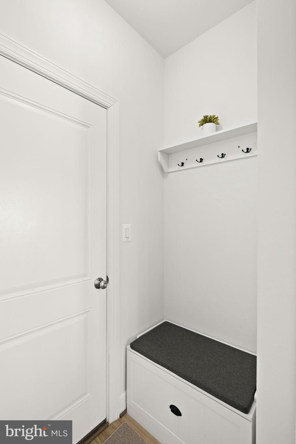 EMBREY MILL - Residential