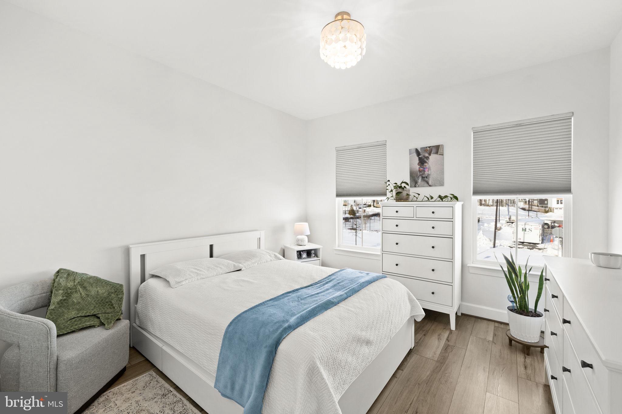 EMBREY MILL - Residential