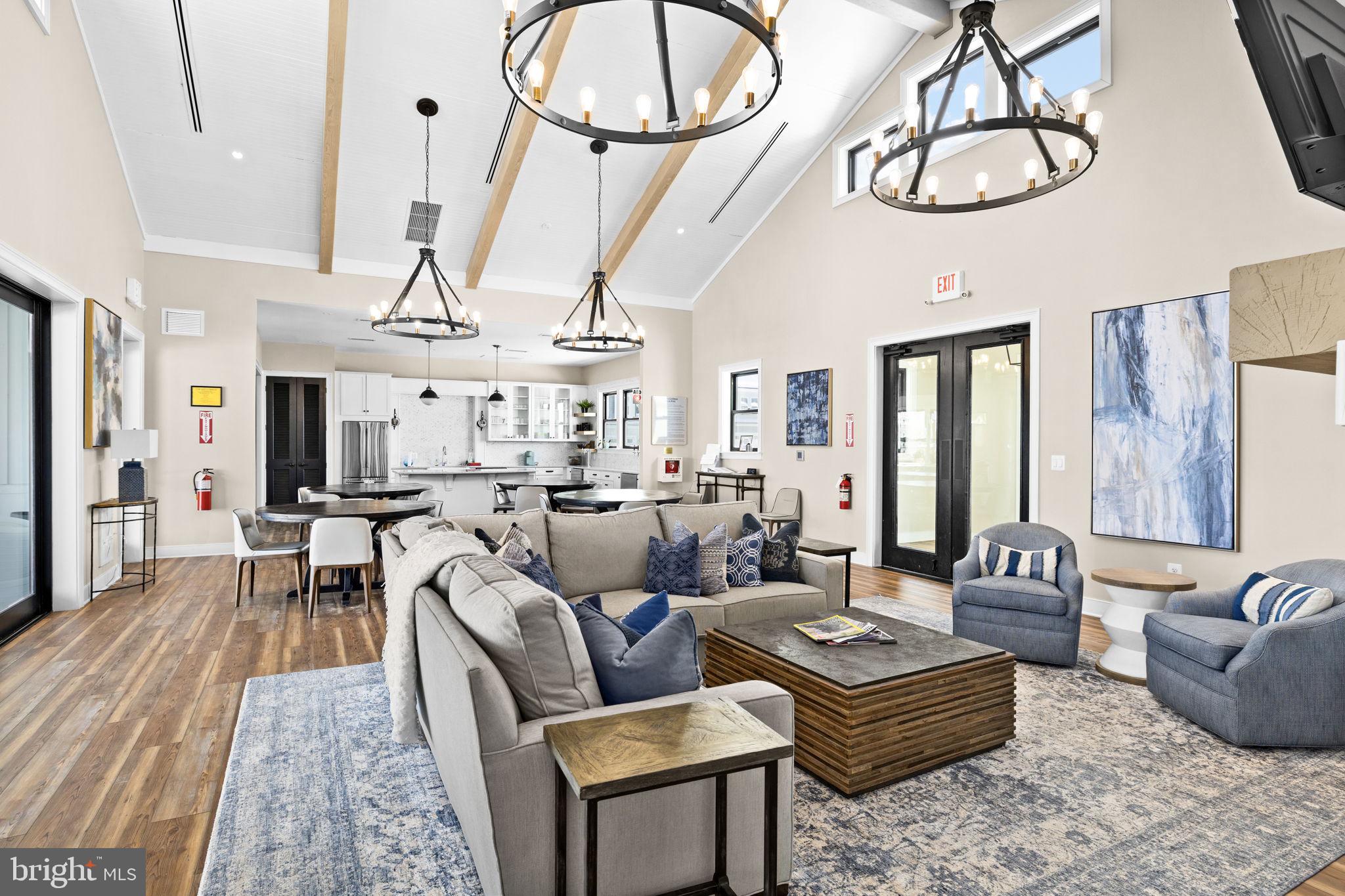 EMBREY MILL - Residential