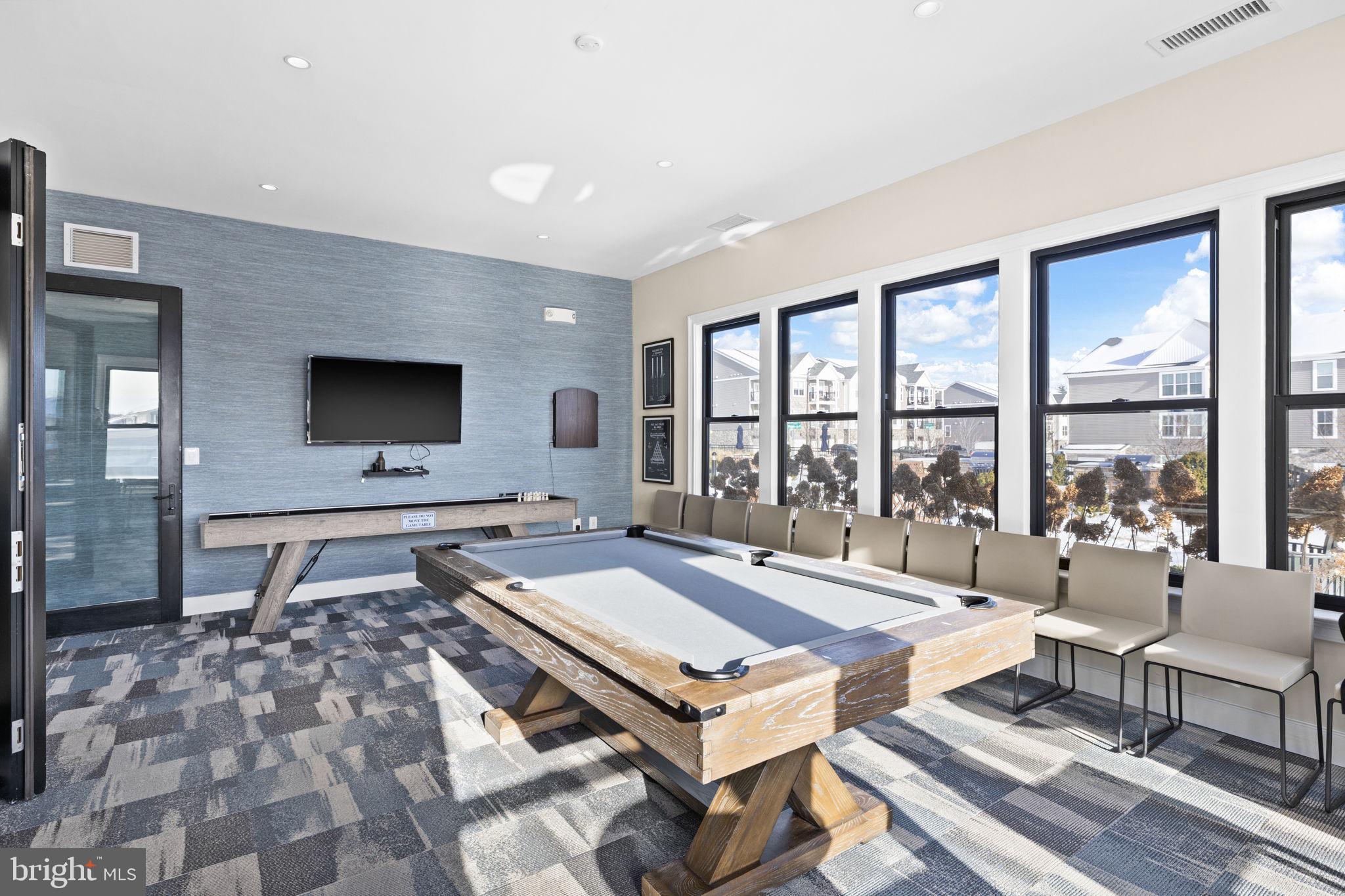 EMBREY MILL - Residential