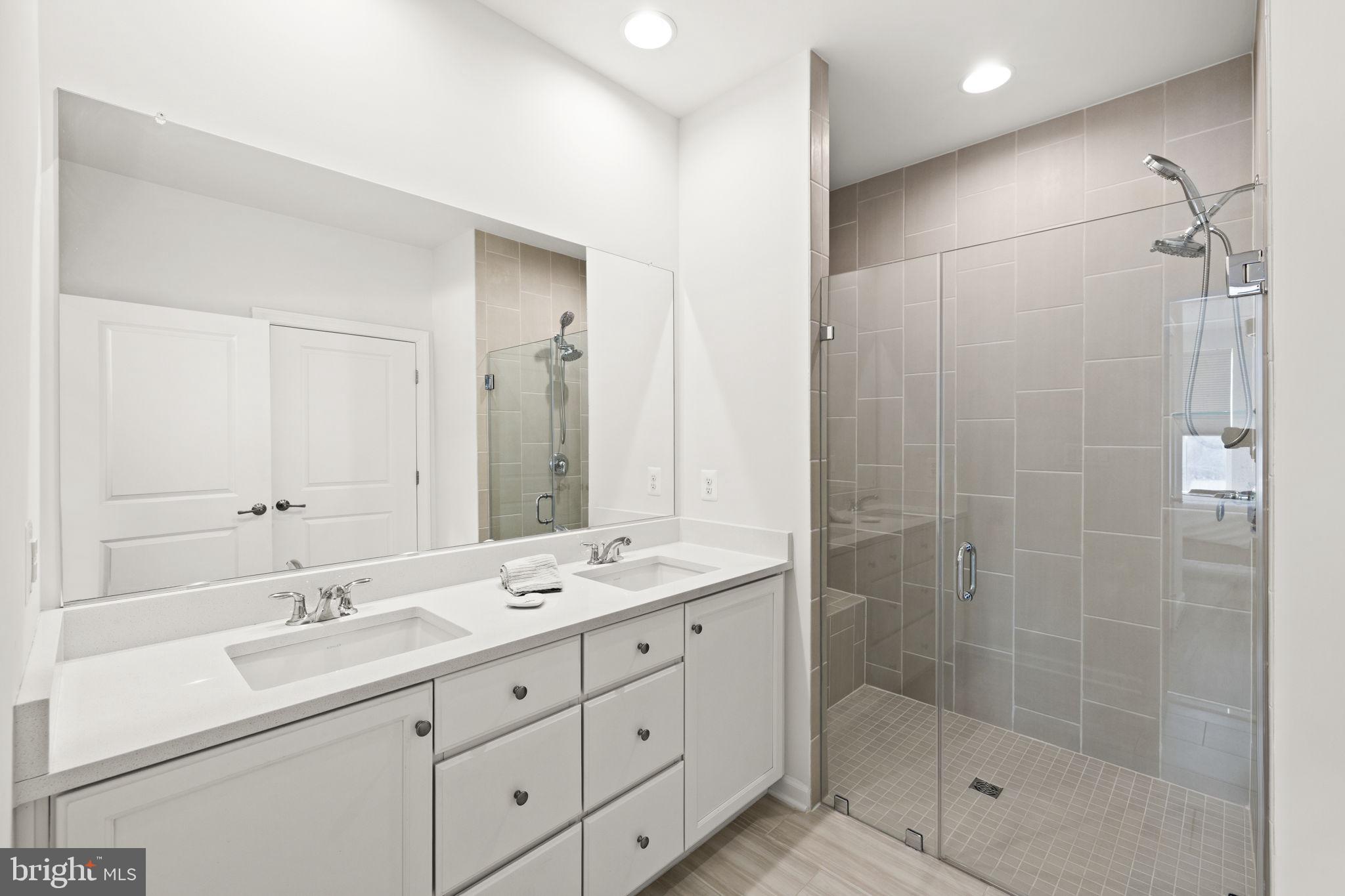 EMBREY MILL - Residential