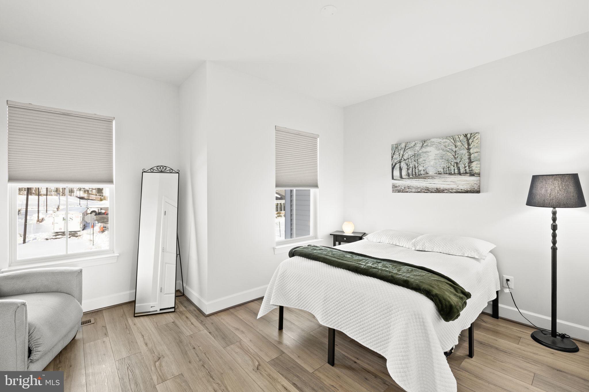 EMBREY MILL - Residential