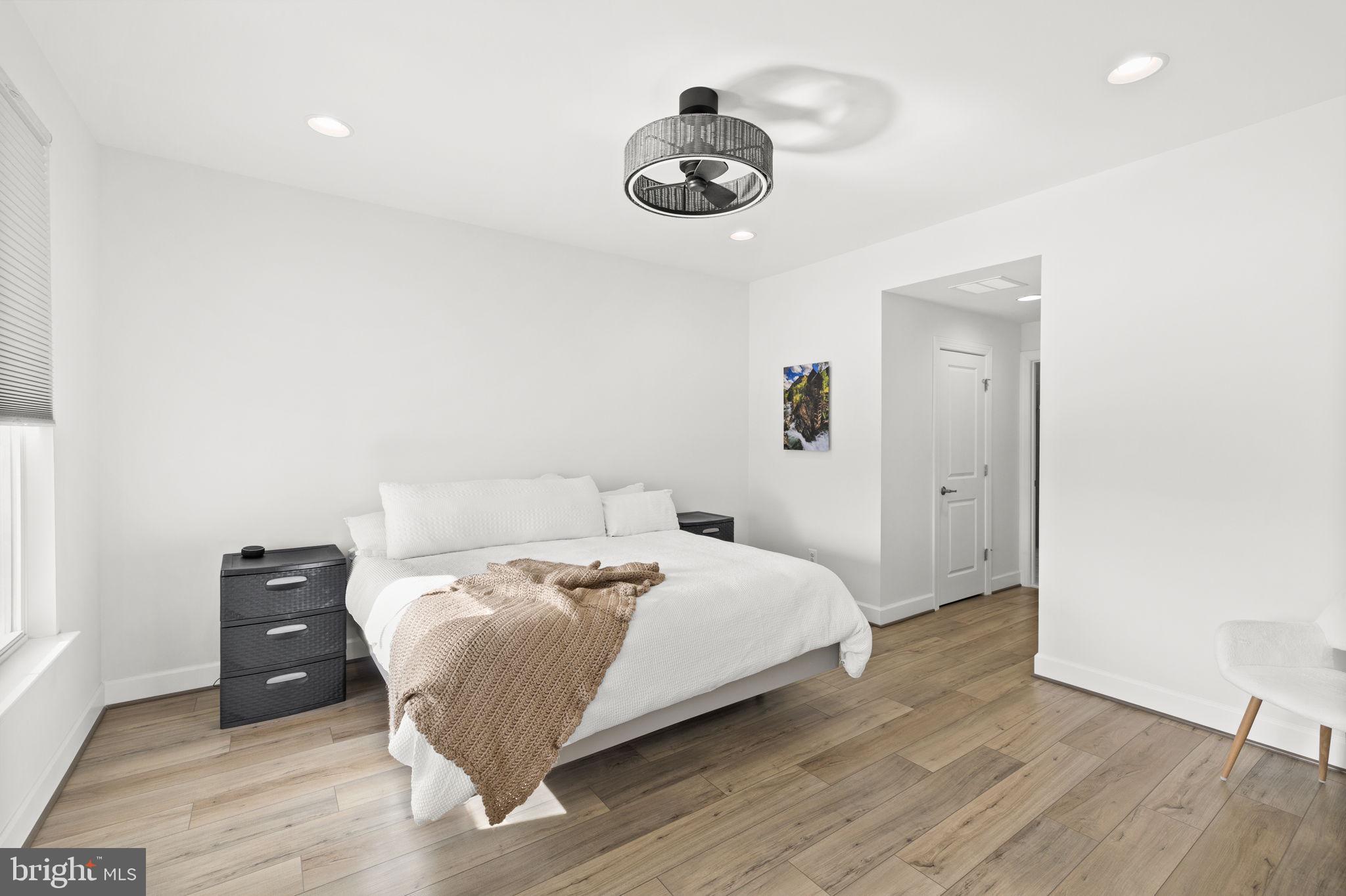 EMBREY MILL - Residential