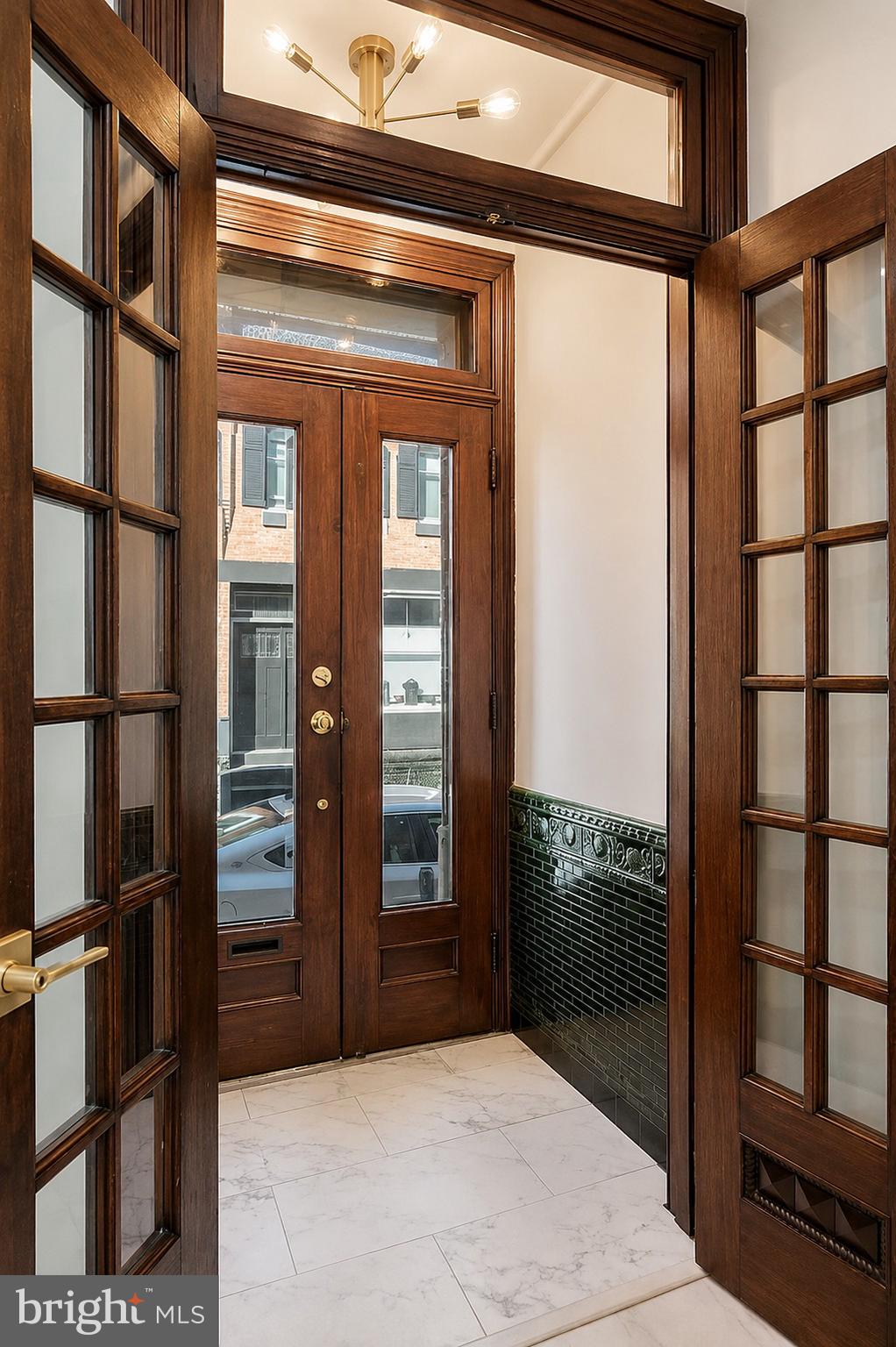 1519 N DOVER STREET