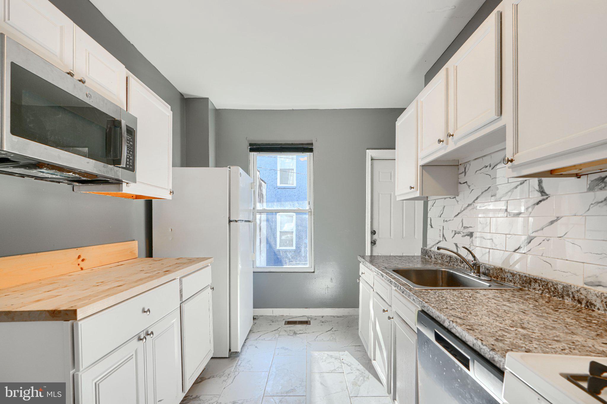 MADISON EASTEND - Residential