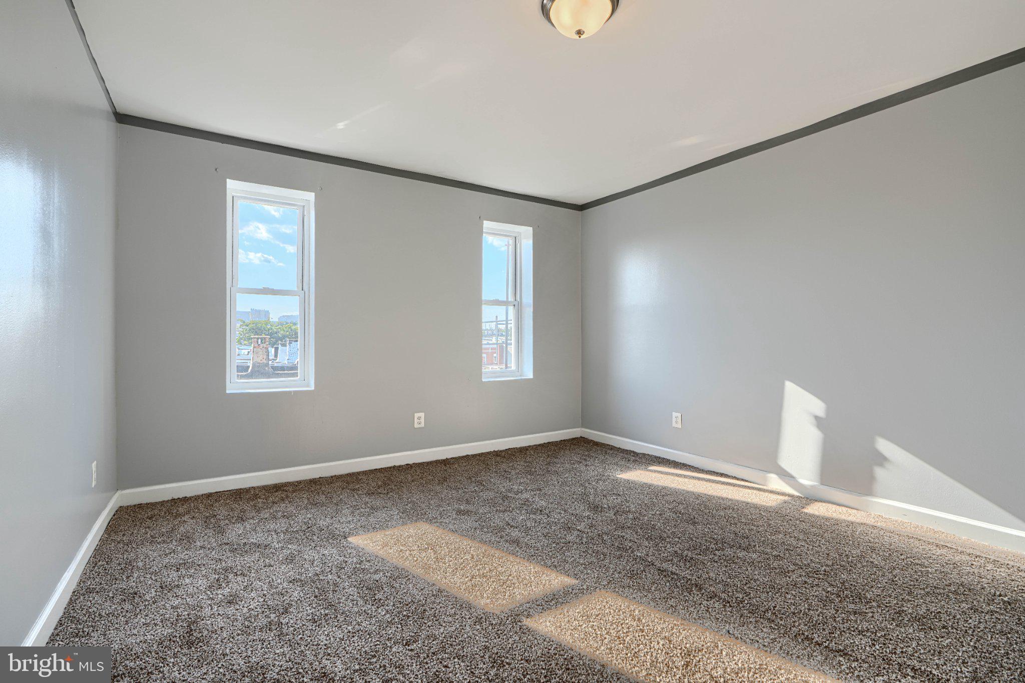 MADISON EASTEND - Residential