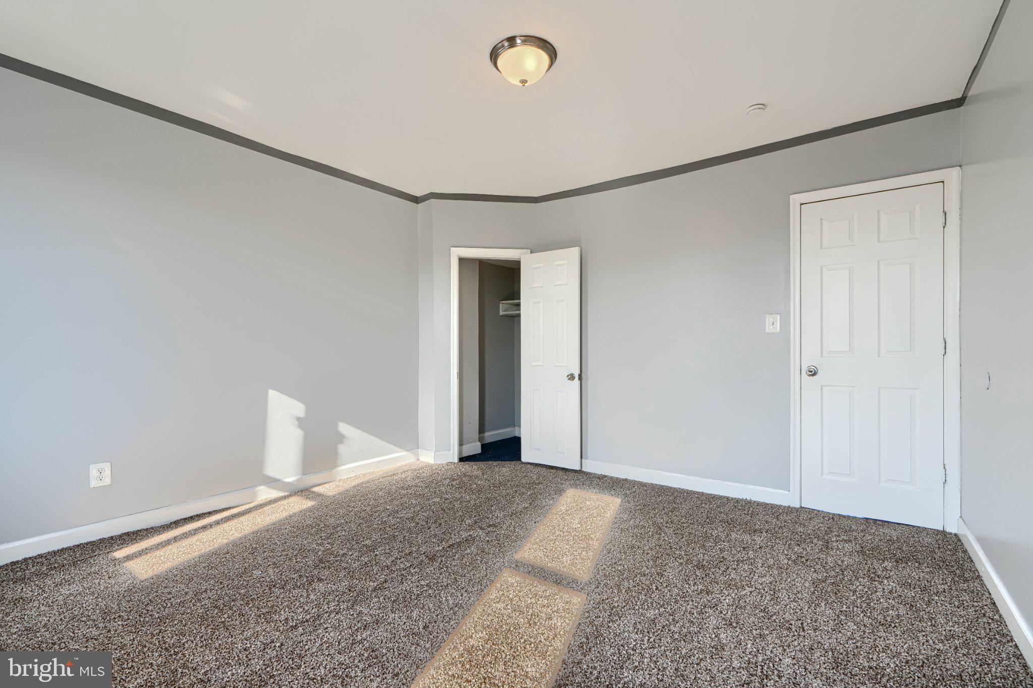 MADISON EASTEND - Residential