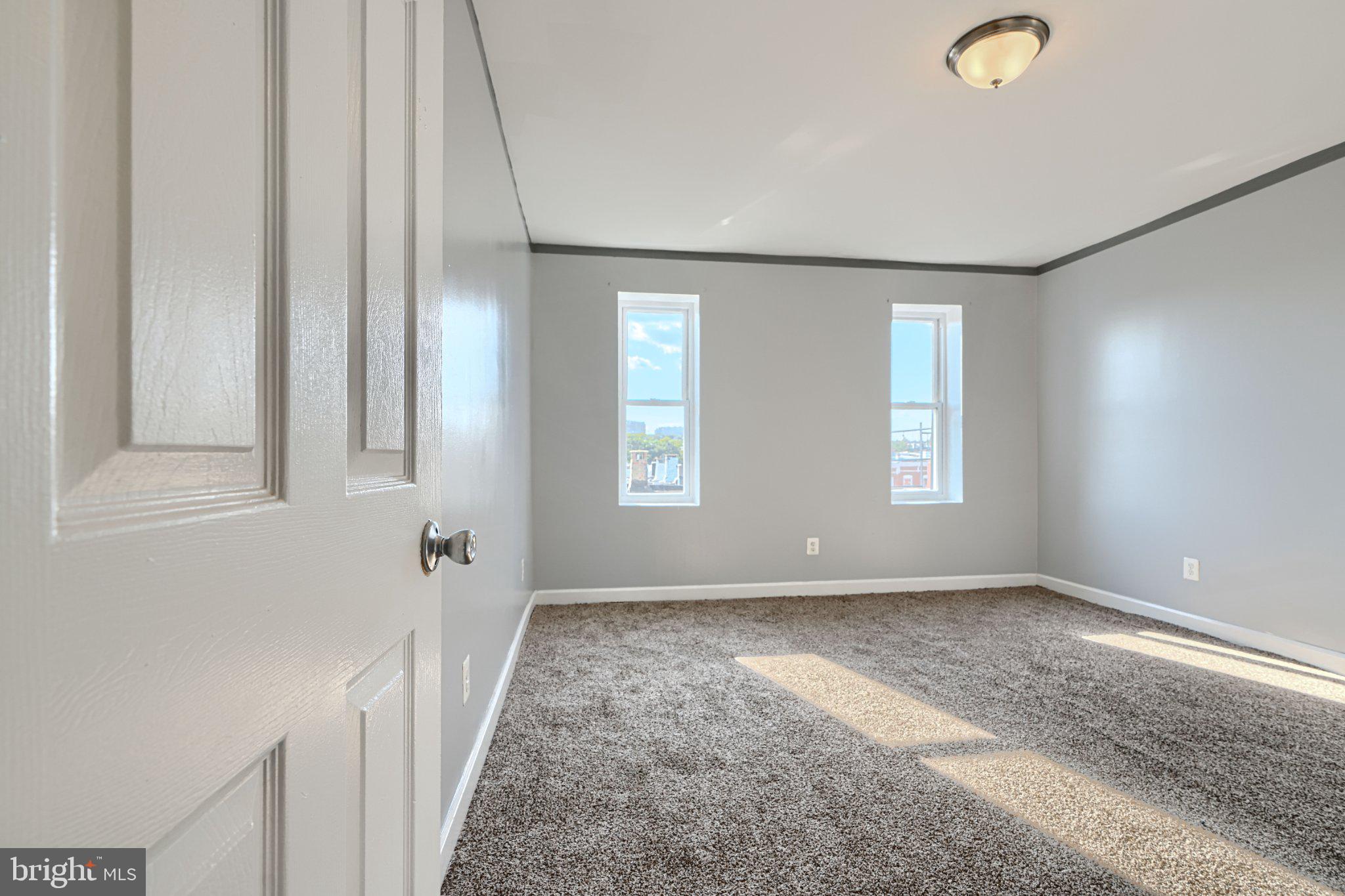 MADISON EASTEND - Residential