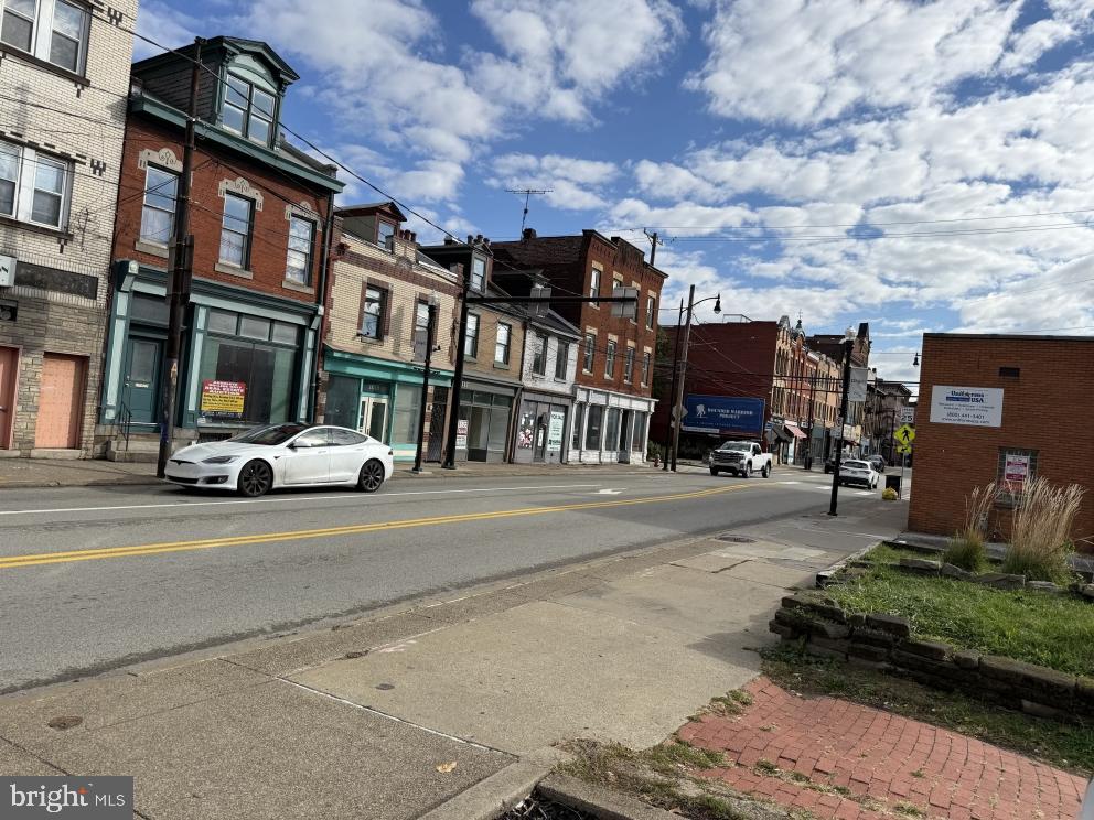 1013 CARSON STREET E