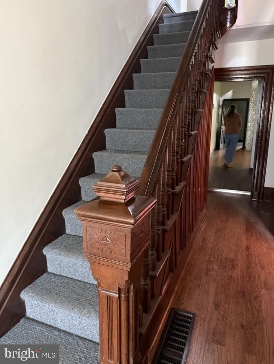 1013 CARSON STREET E