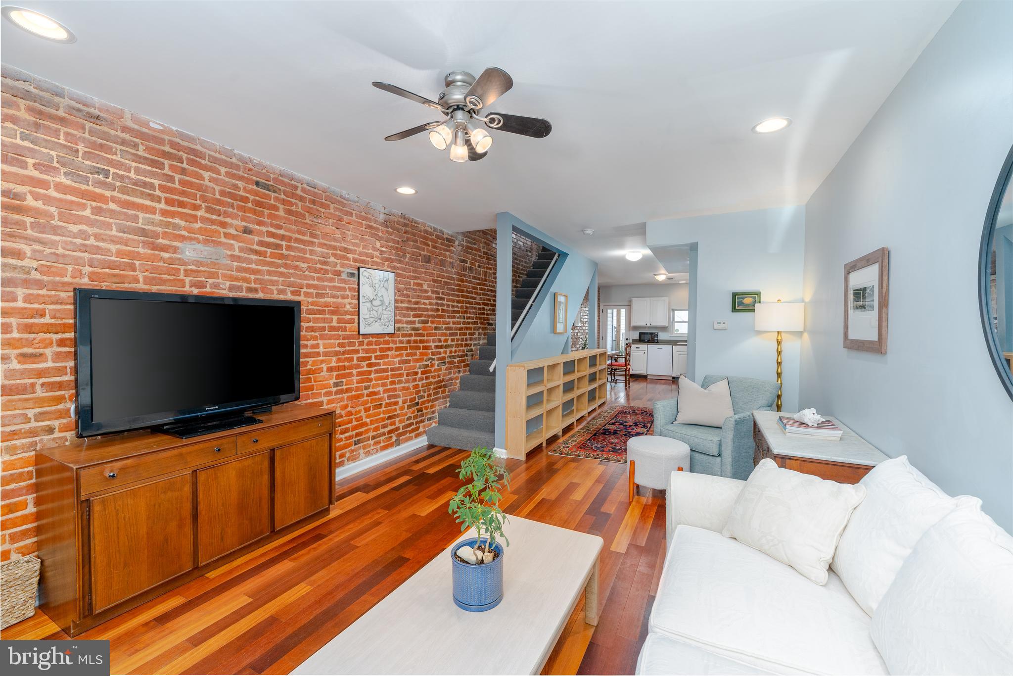 HIGHLANDTOWN - Residential