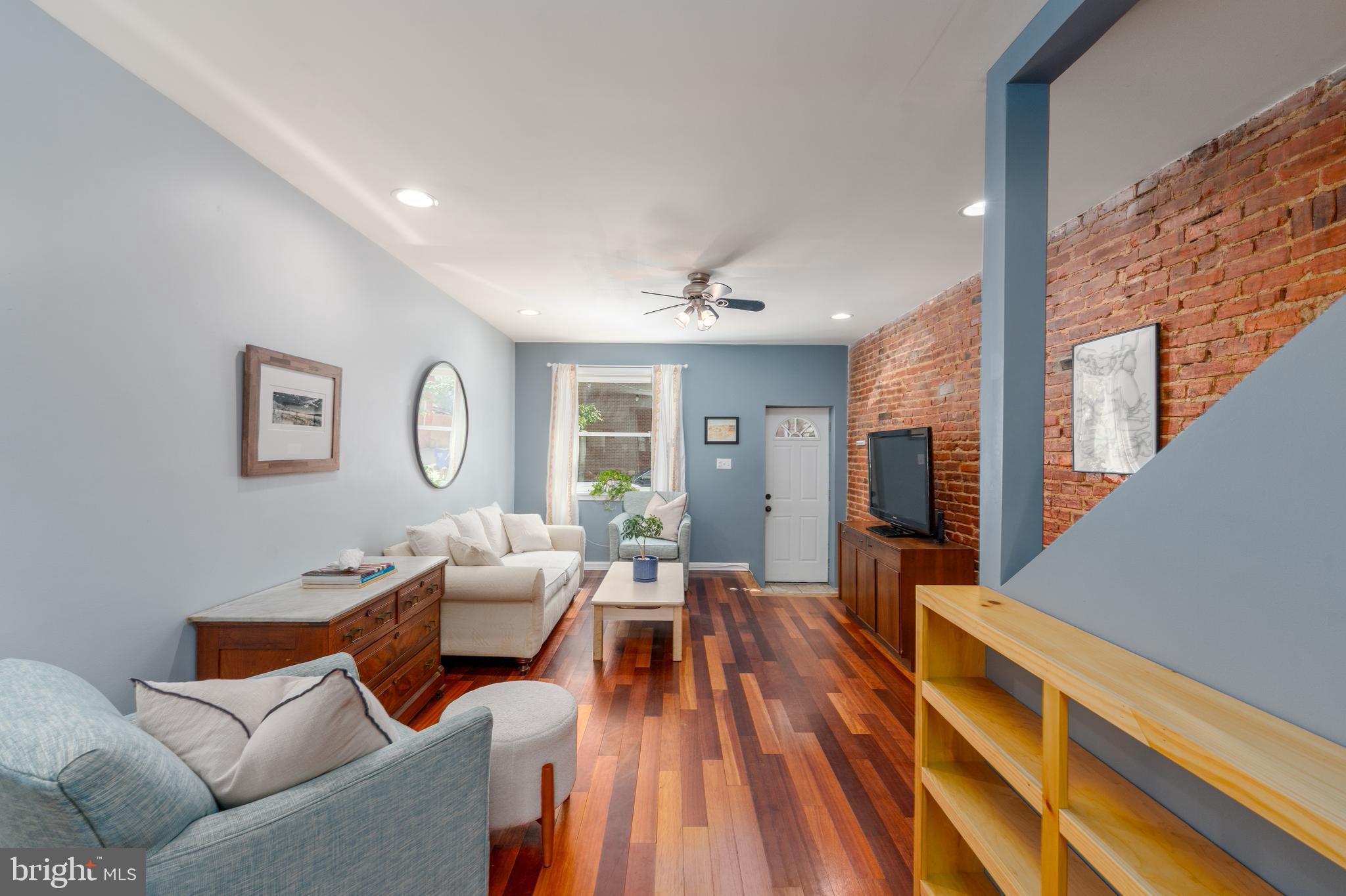 HIGHLANDTOWN - Residential