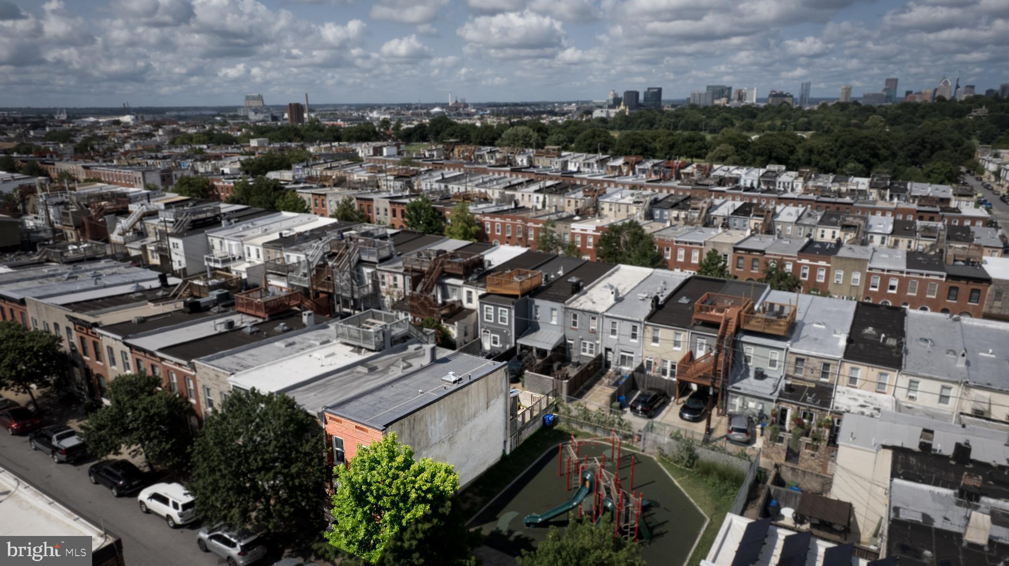 HIGHLANDTOWN - Residential