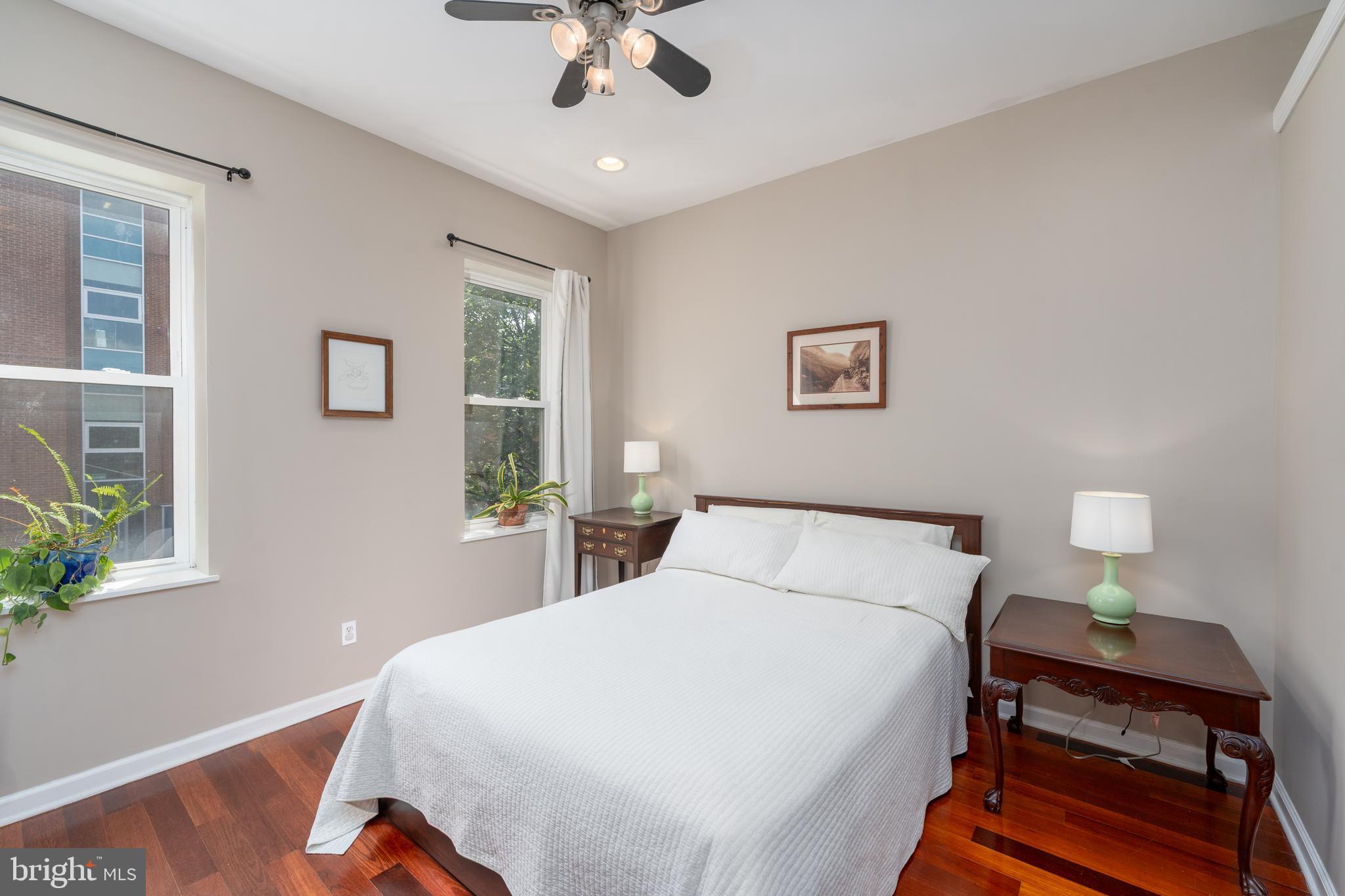 HIGHLANDTOWN - Residential