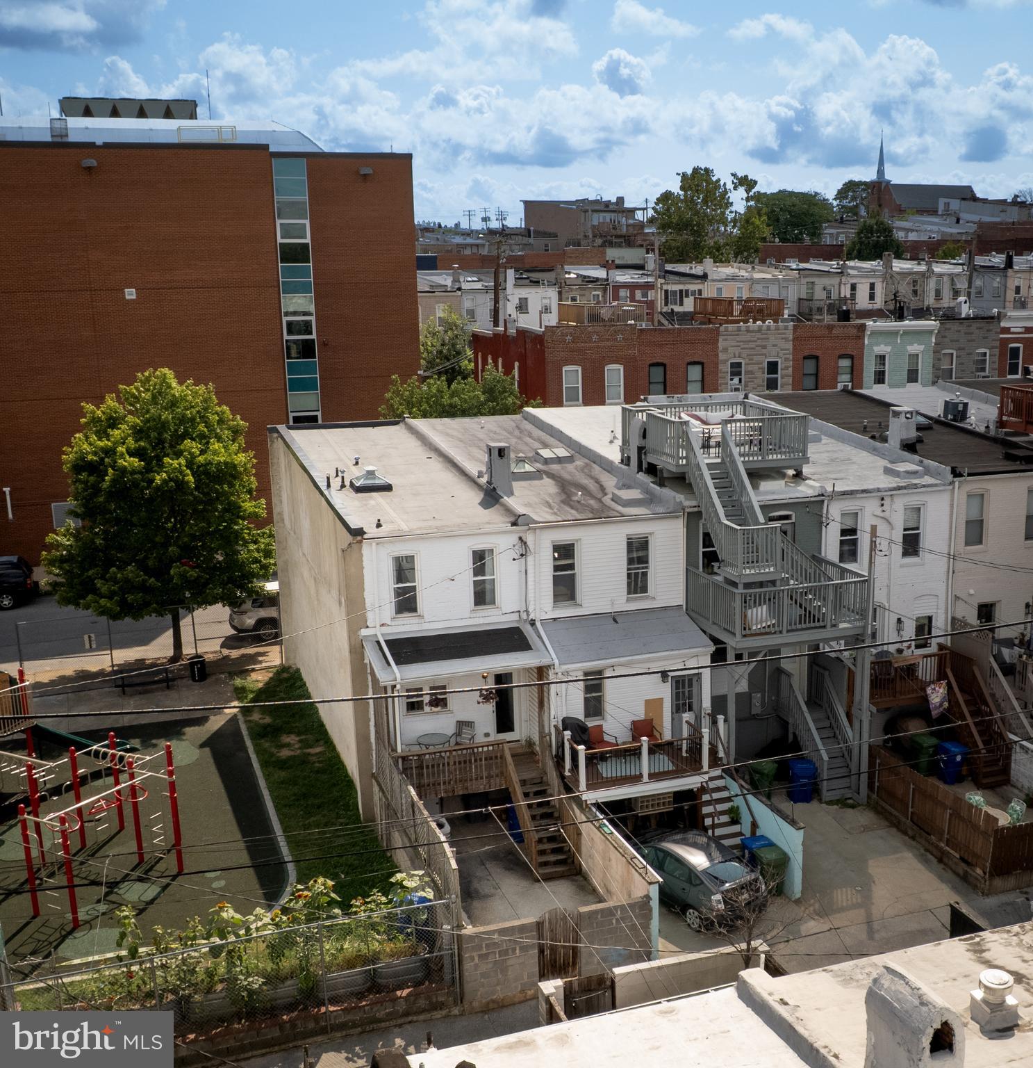 HIGHLANDTOWN - Residential