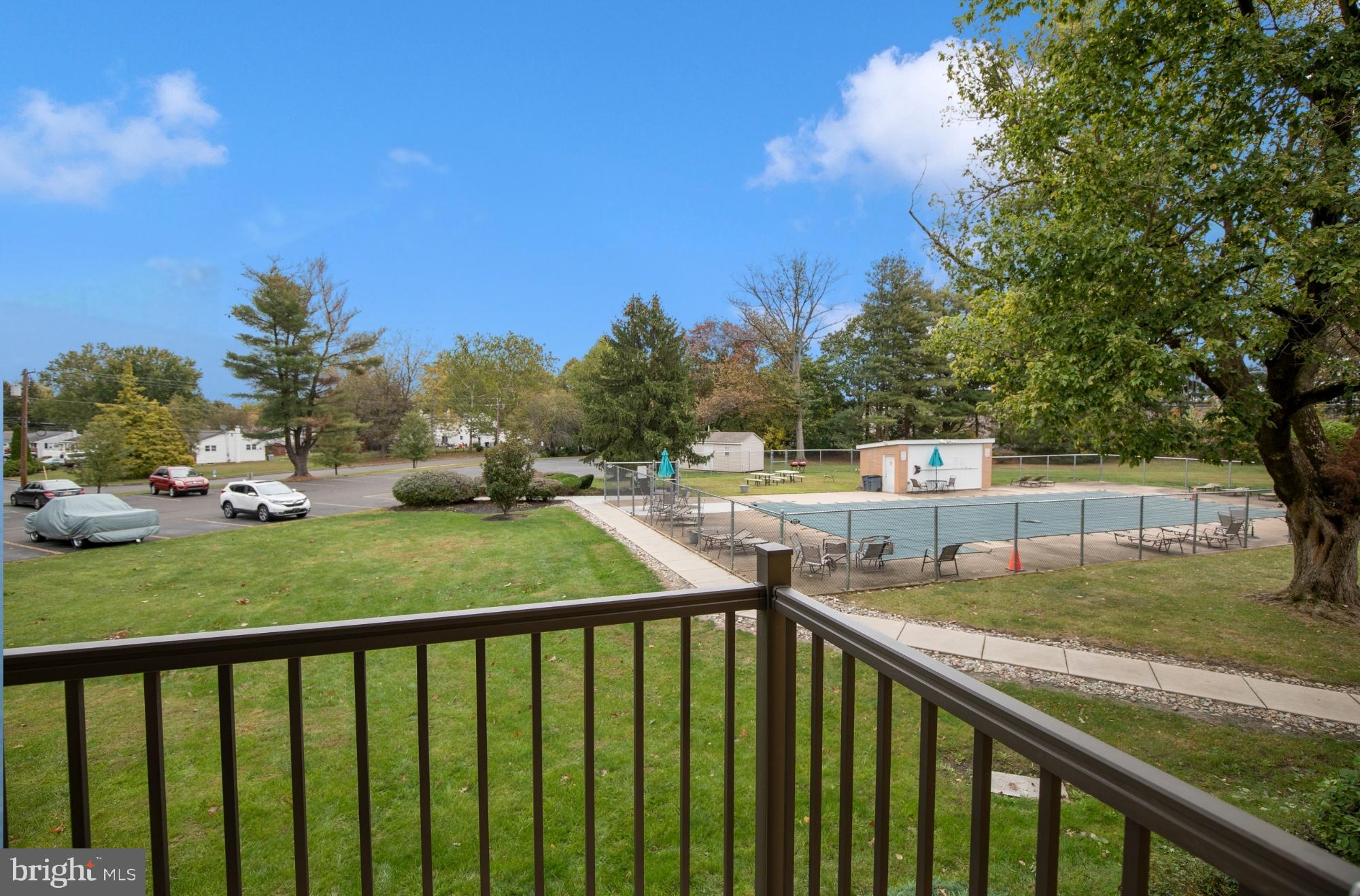 MEADOW WOOD - Residential