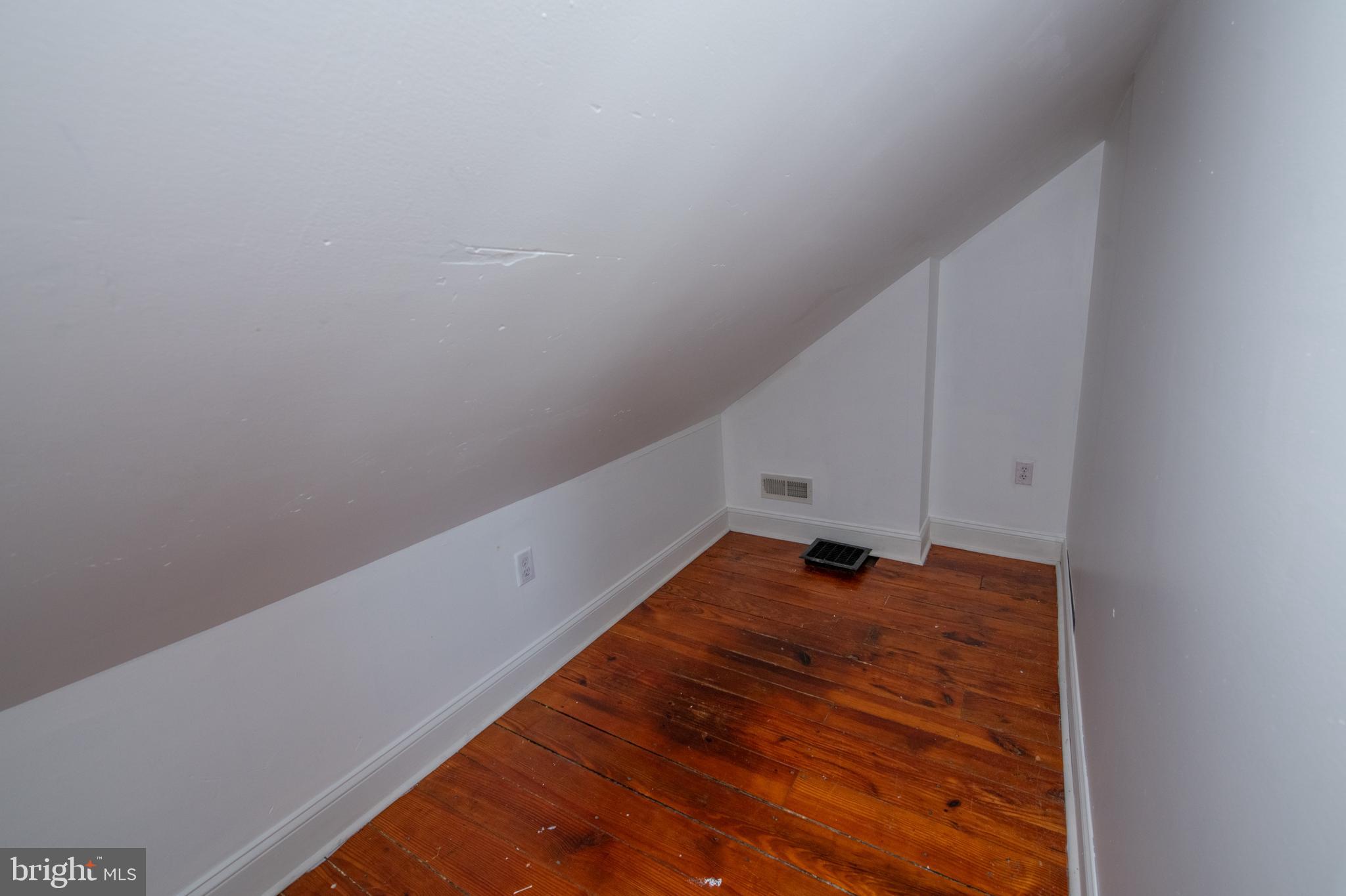 BRISTOL - Residential