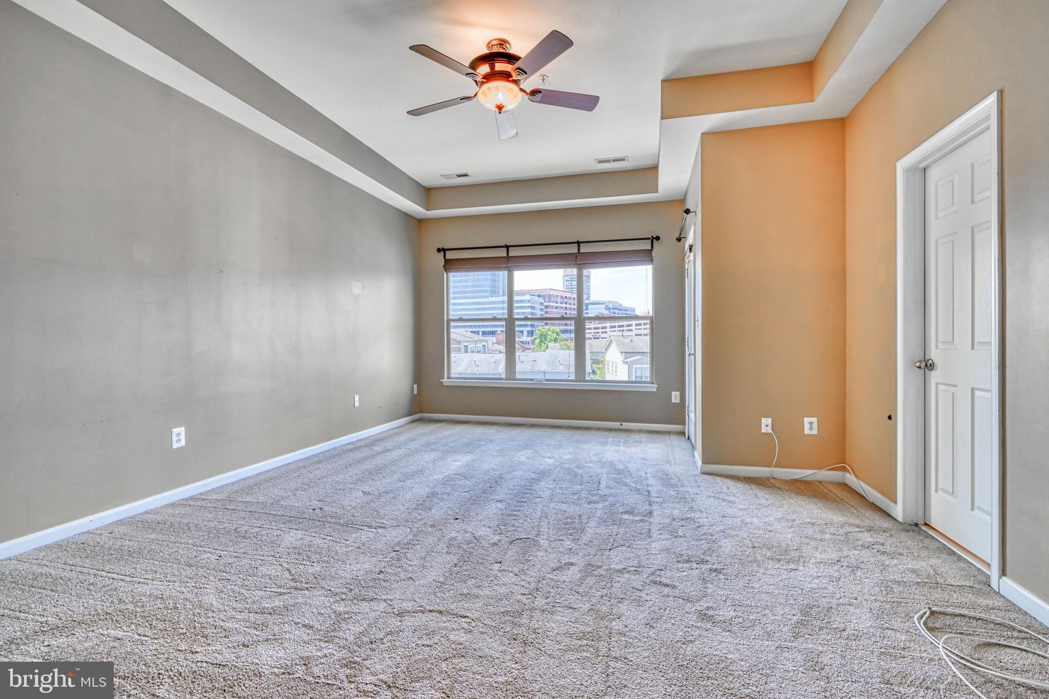 ALBEMARLE SQUARE - Residential