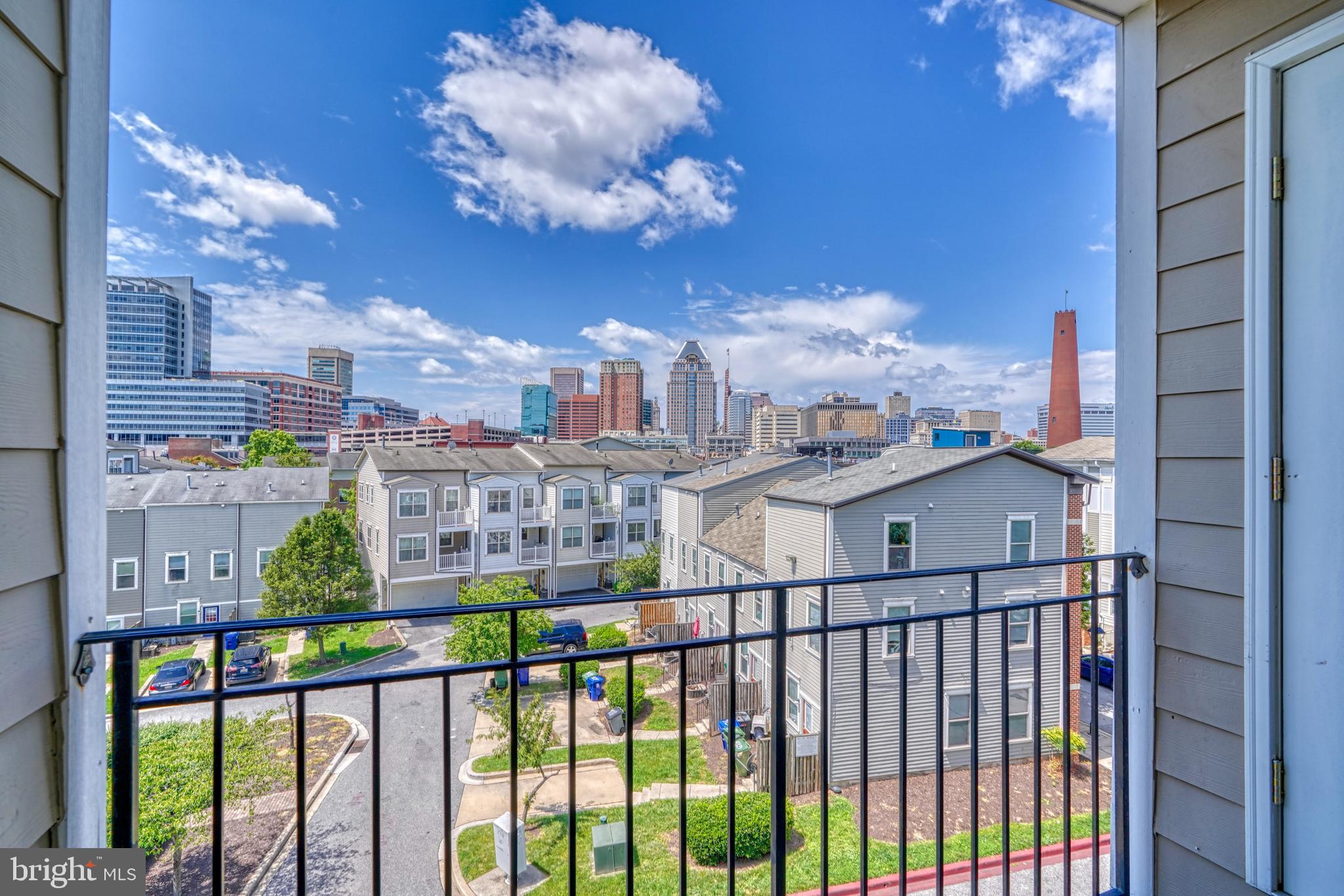 ALBEMARLE SQUARE - Residential