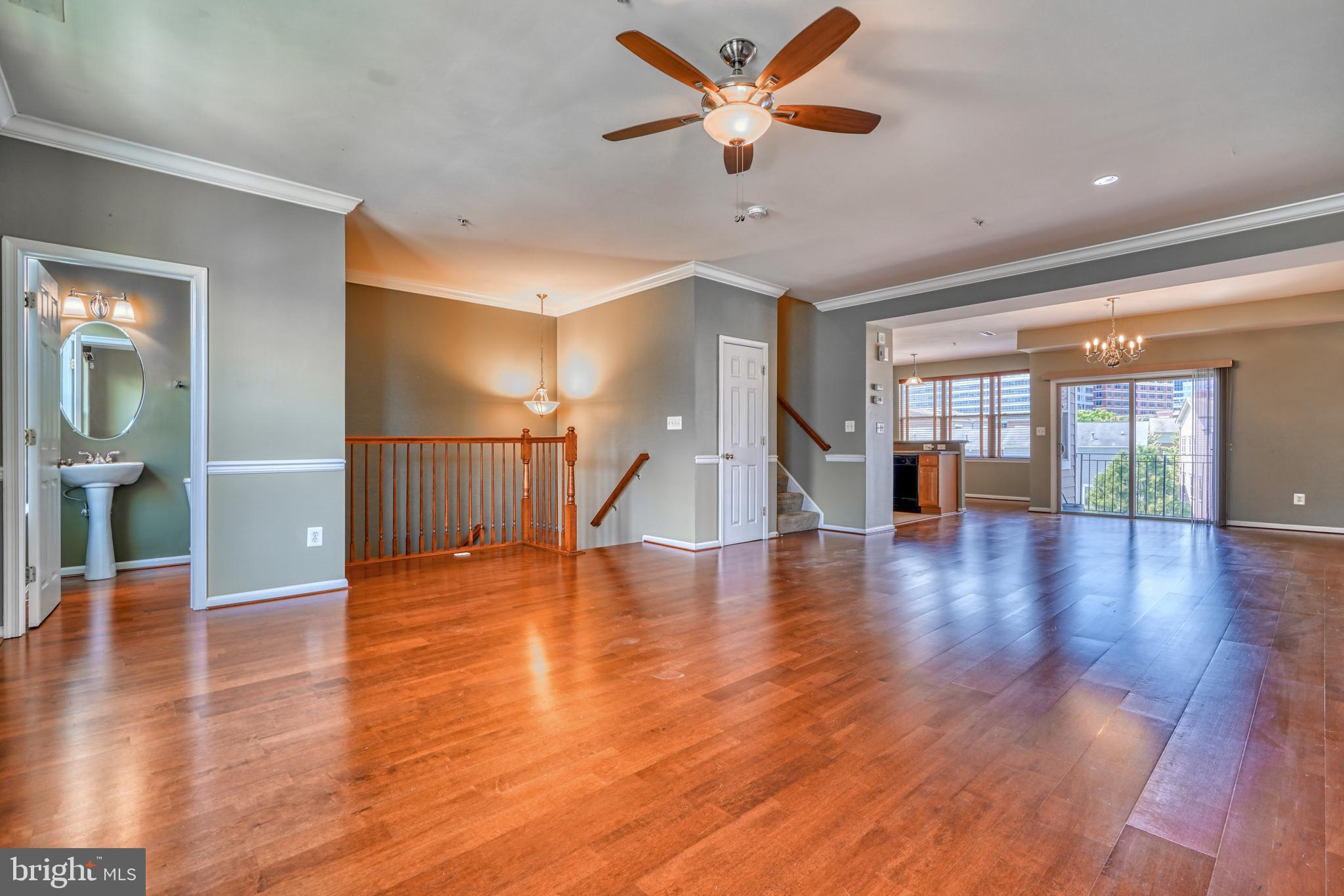 ALBEMARLE SQUARE - Residential