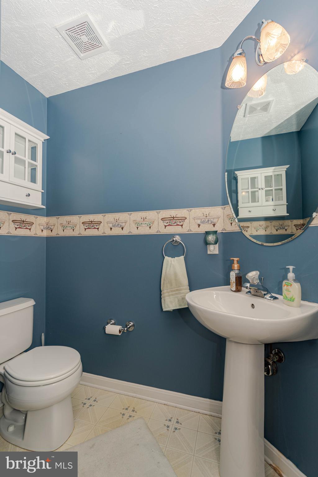 WOODLAND RUN - Residential