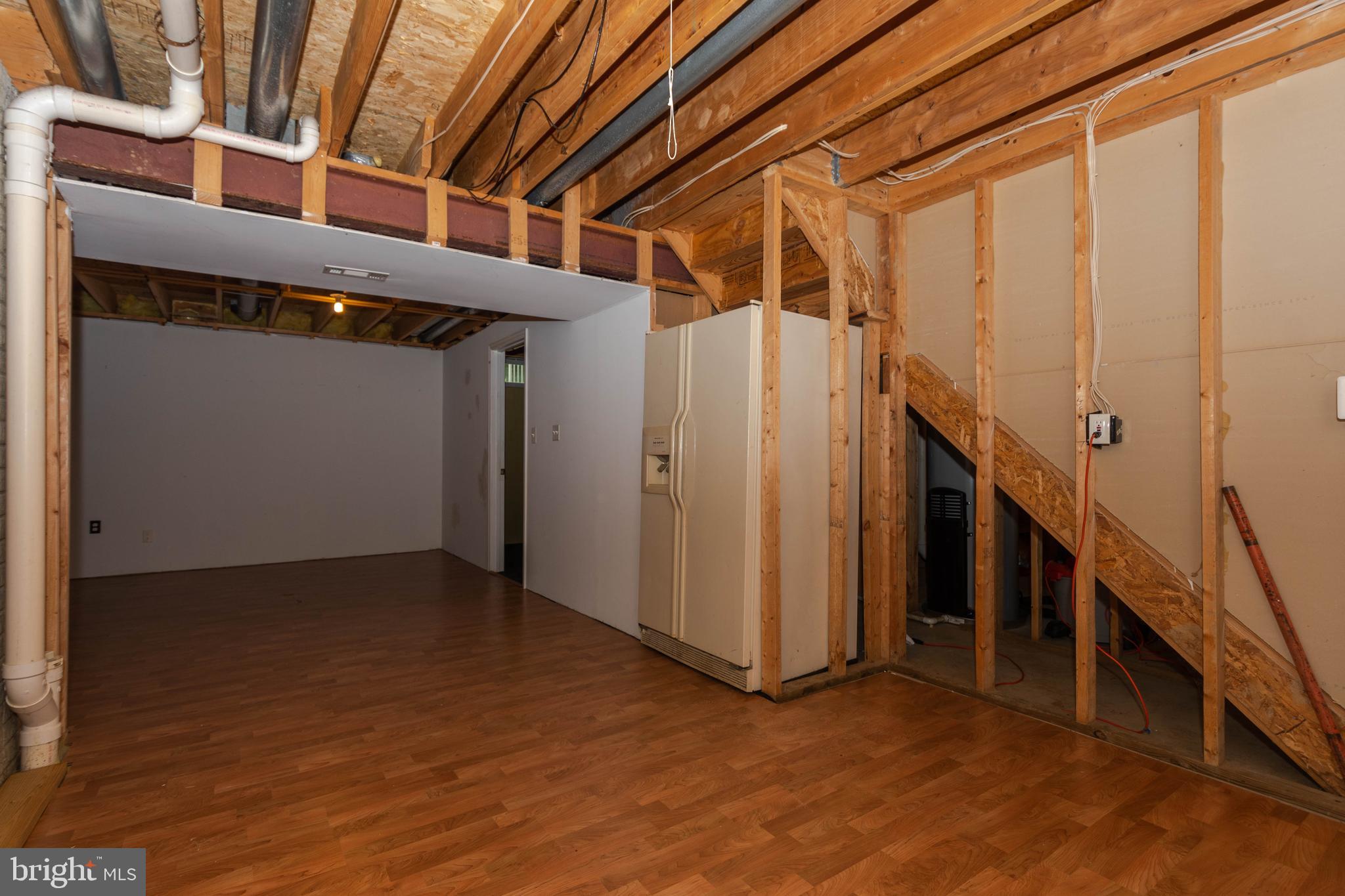 WOODLAND RUN - Residential