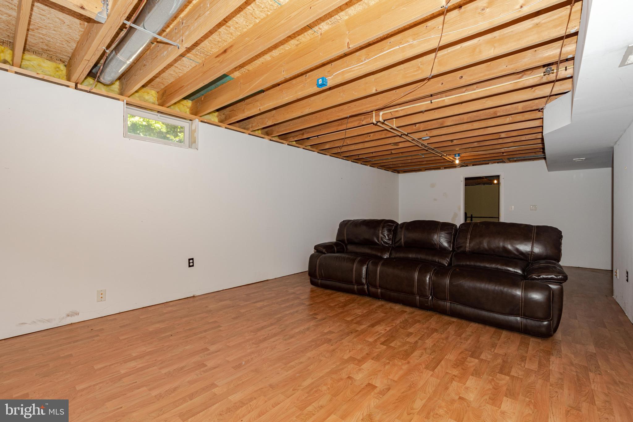 WOODLAND RUN - Residential