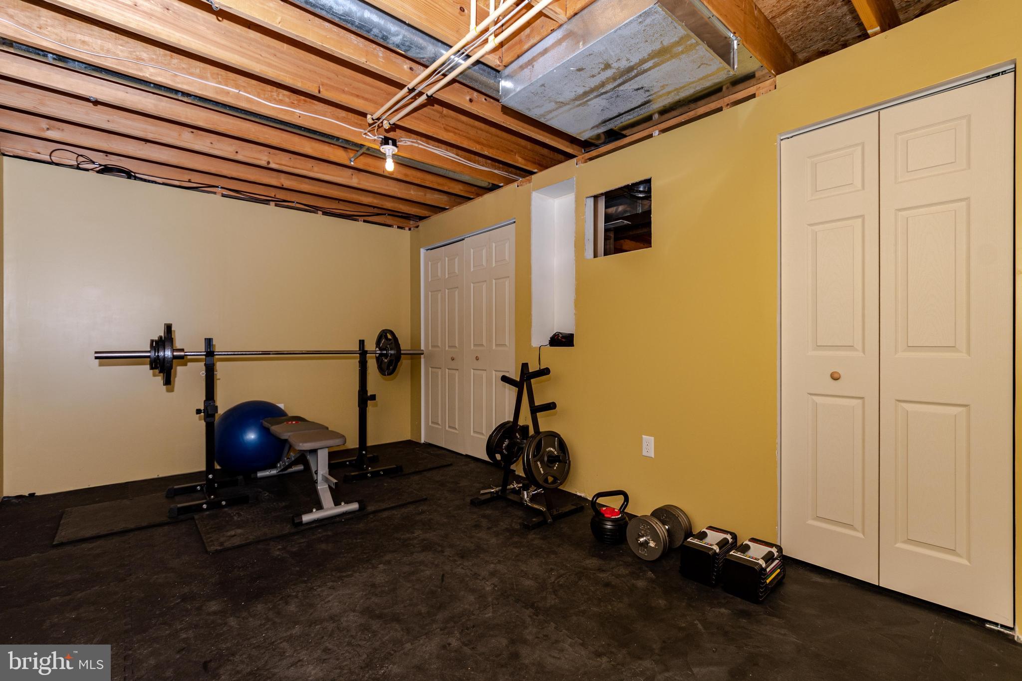 WOODLAND RUN - Residential