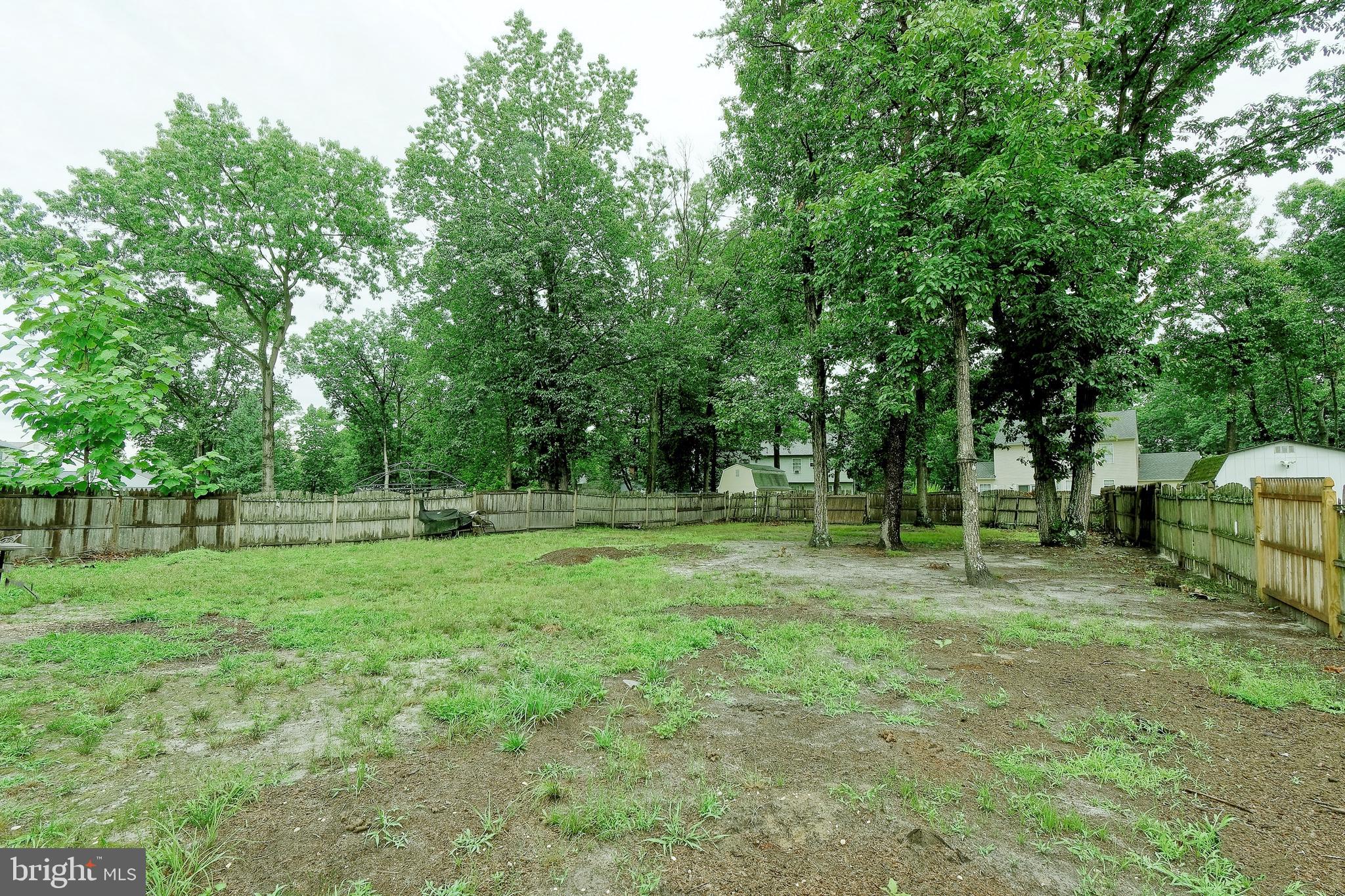 ARDEN FOREST - Residential