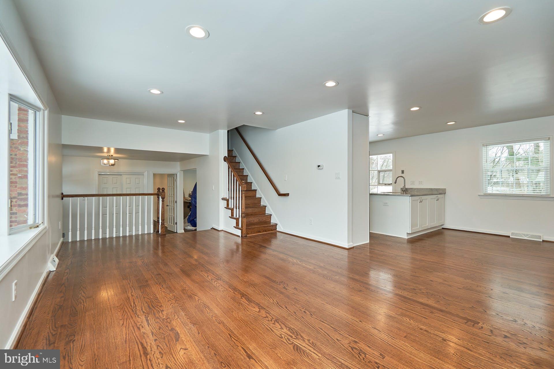 HERITAGE OF VIENNA - Residential Lease