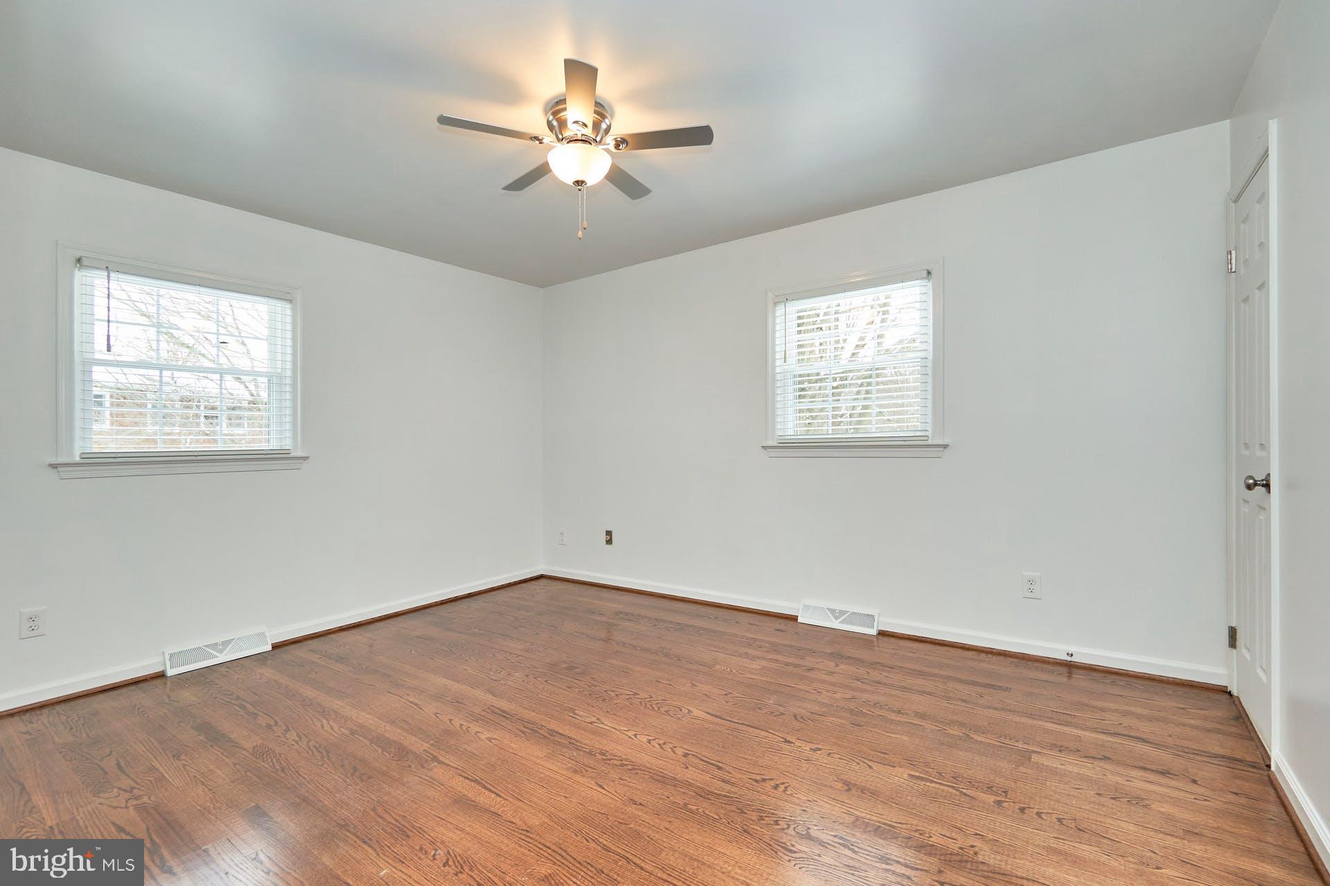 HERITAGE OF VIENNA - Residential Lease