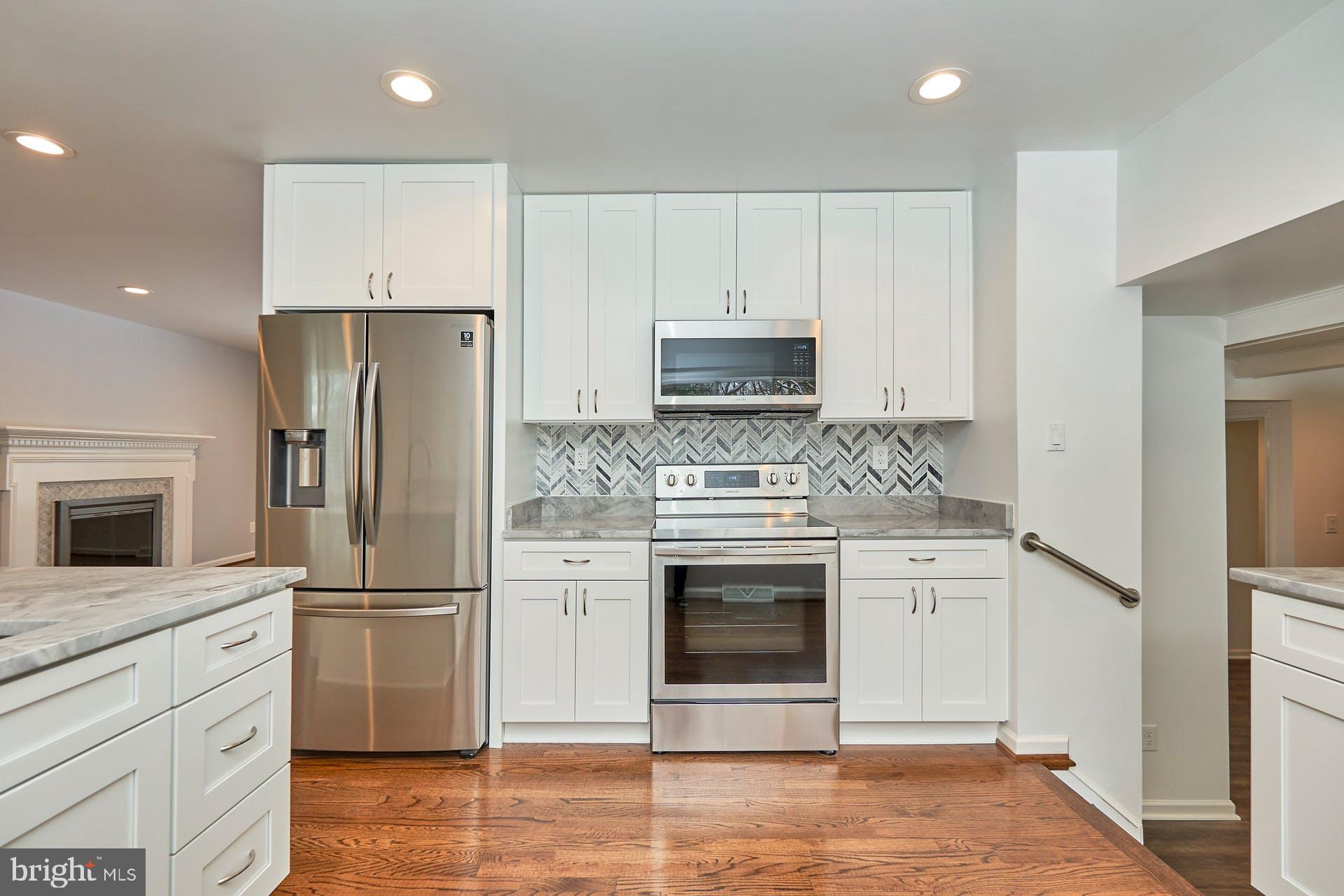 HERITAGE OF VIENNA - Residential Lease