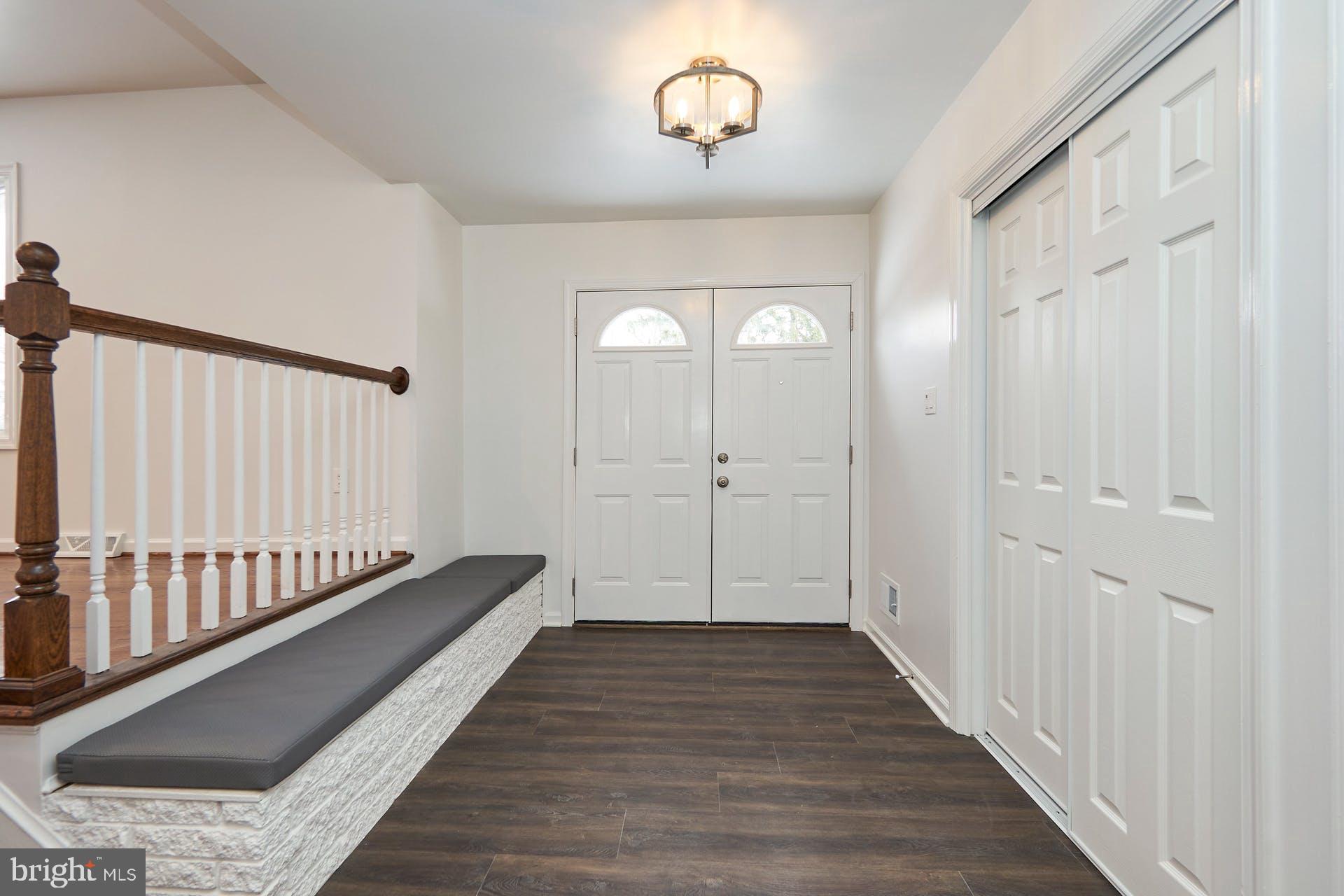 HERITAGE OF VIENNA - Residential Lease