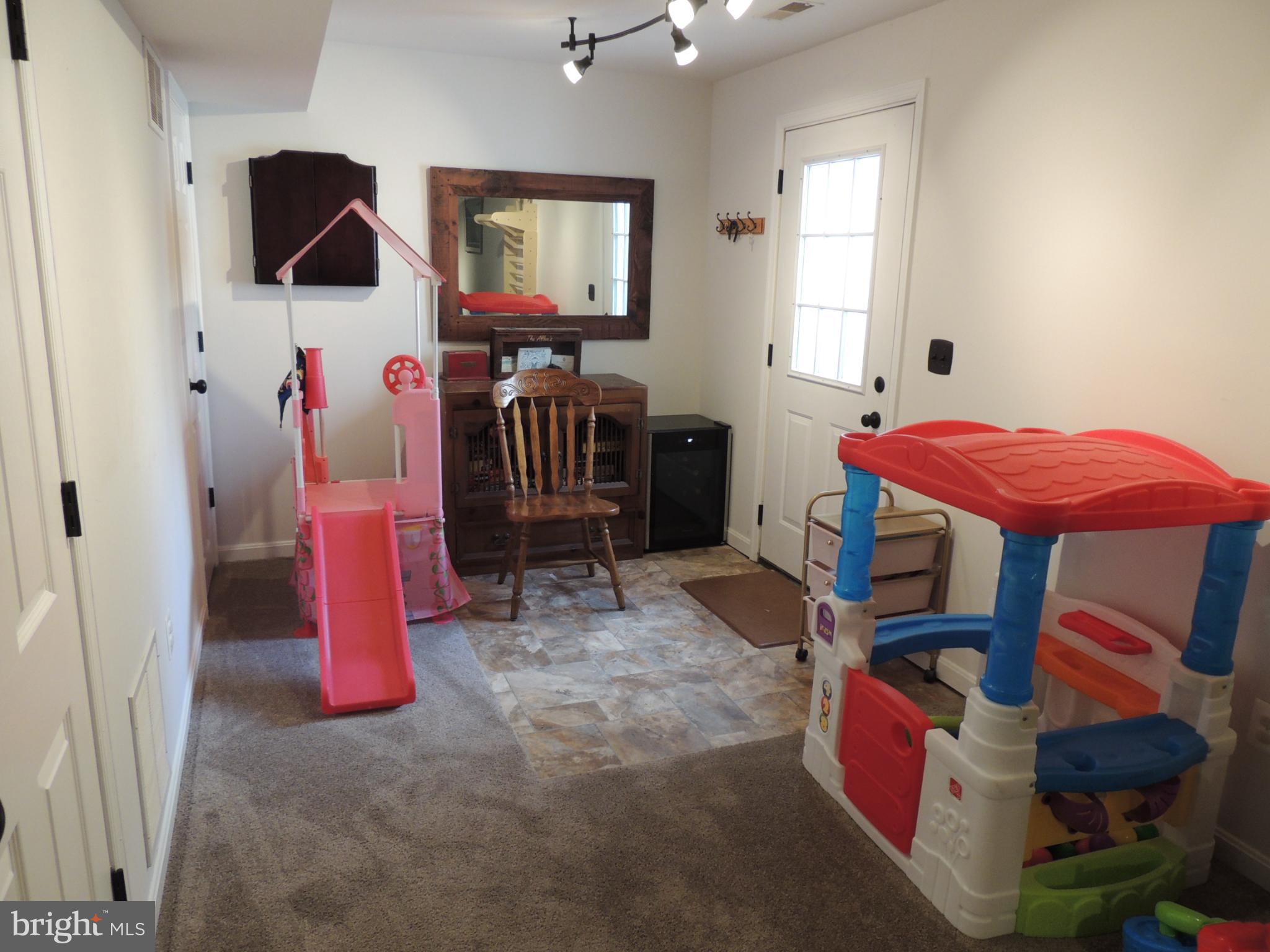 WESTMINSTER HIGHLANDS - Residential