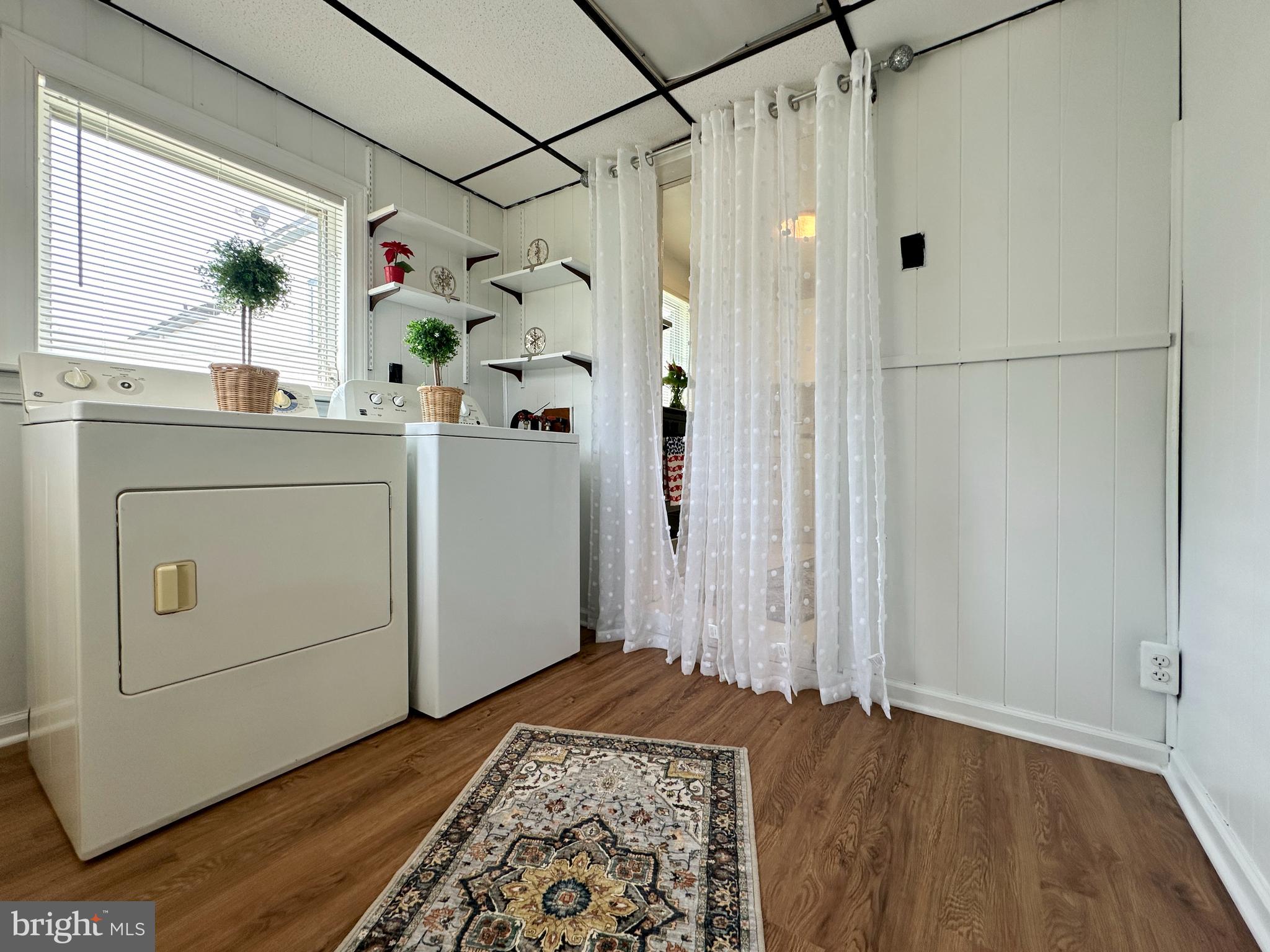 CHELTENHAM VIL - Residential