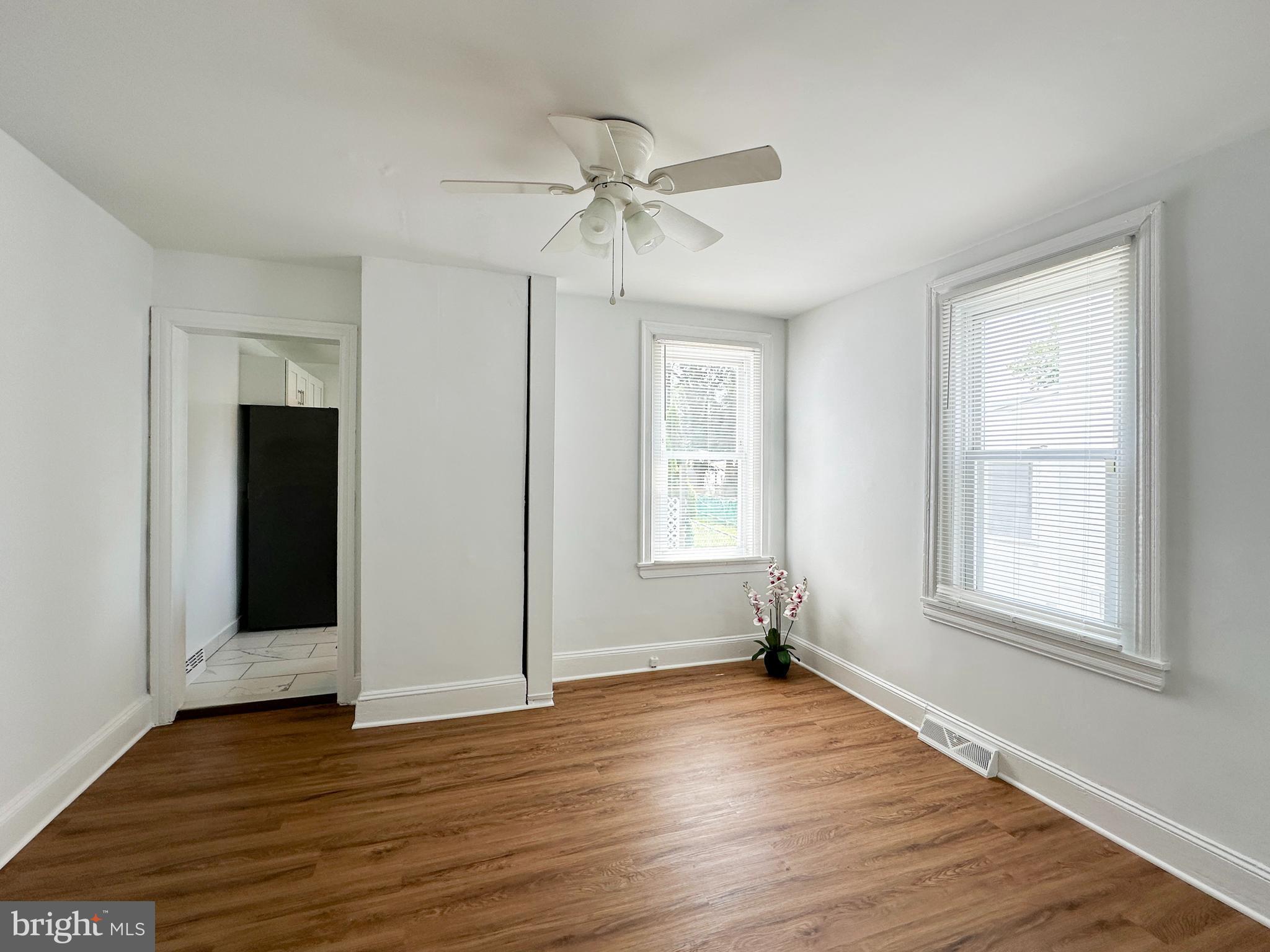 CHELTENHAM VIL - Residential