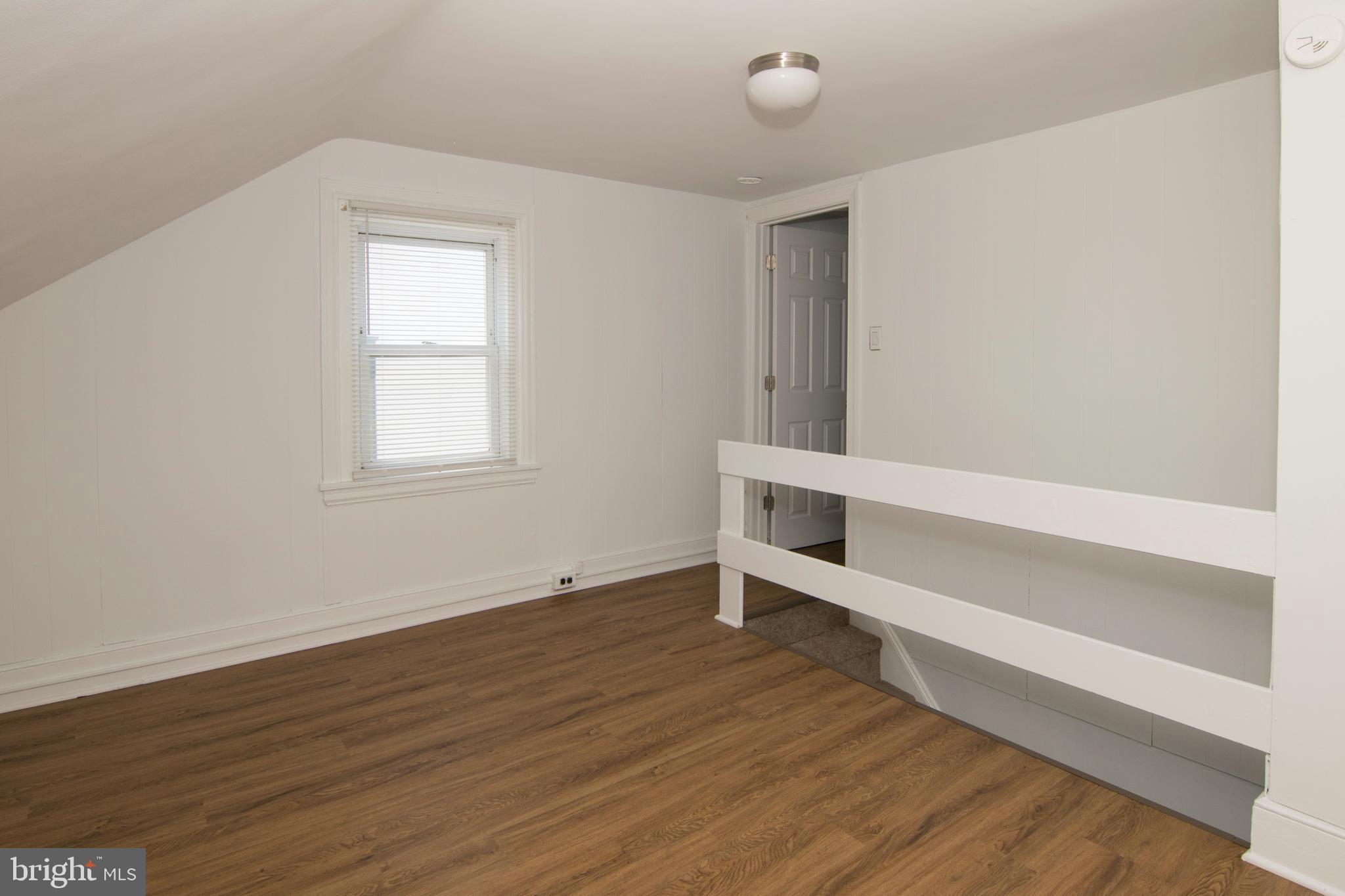 CHELTENHAM VIL - Residential