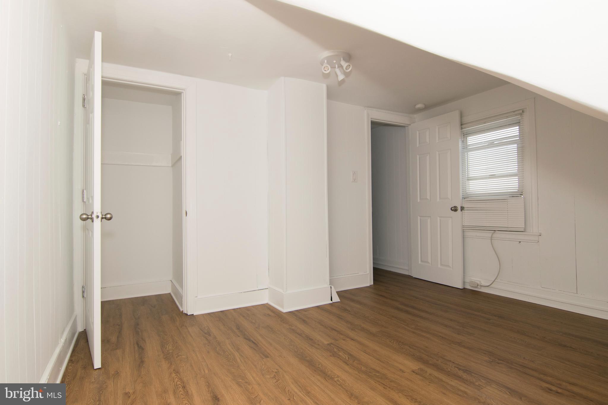 CHELTENHAM VIL - Residential