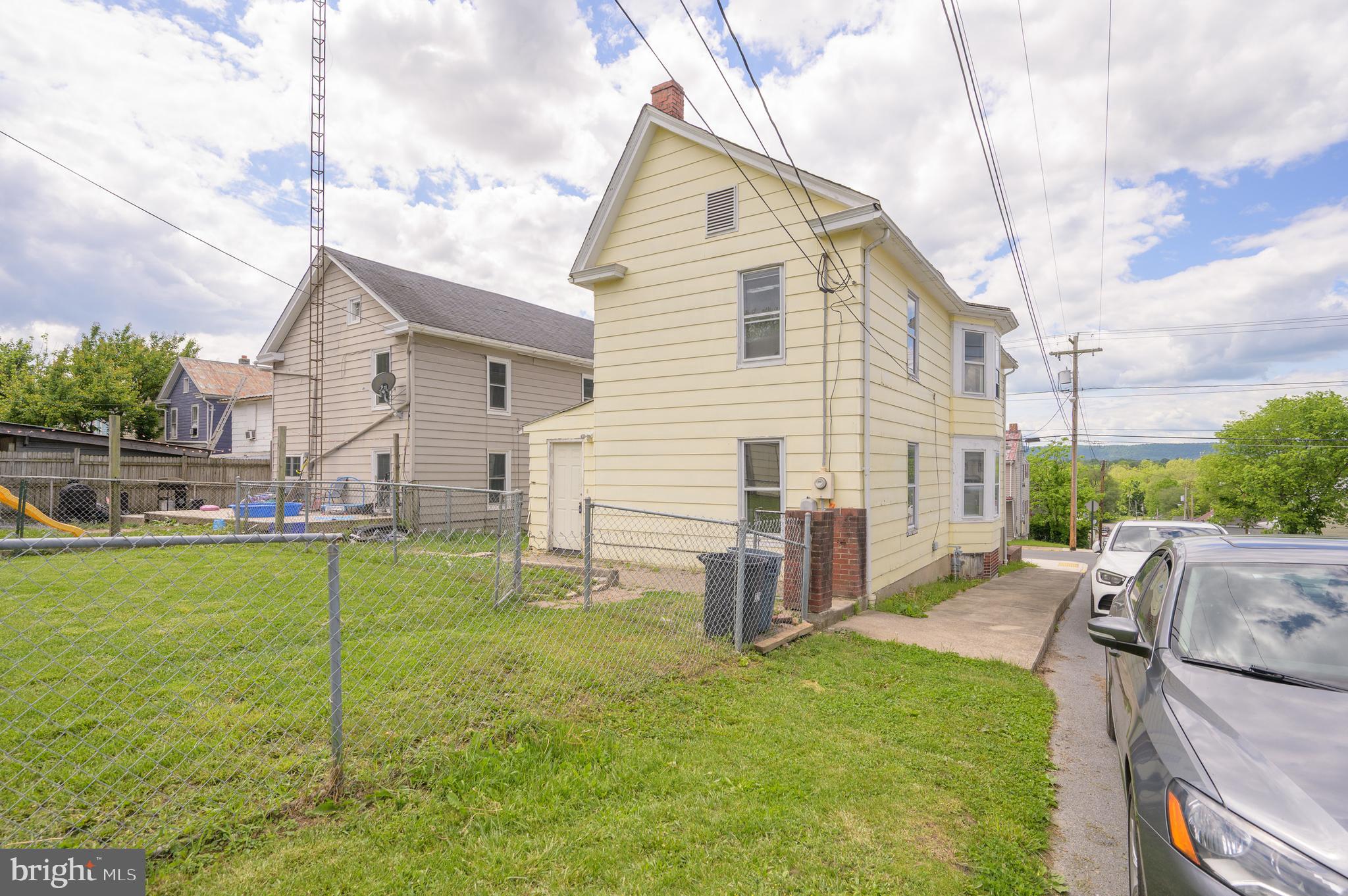 MARTINSBURG CITY - Residential