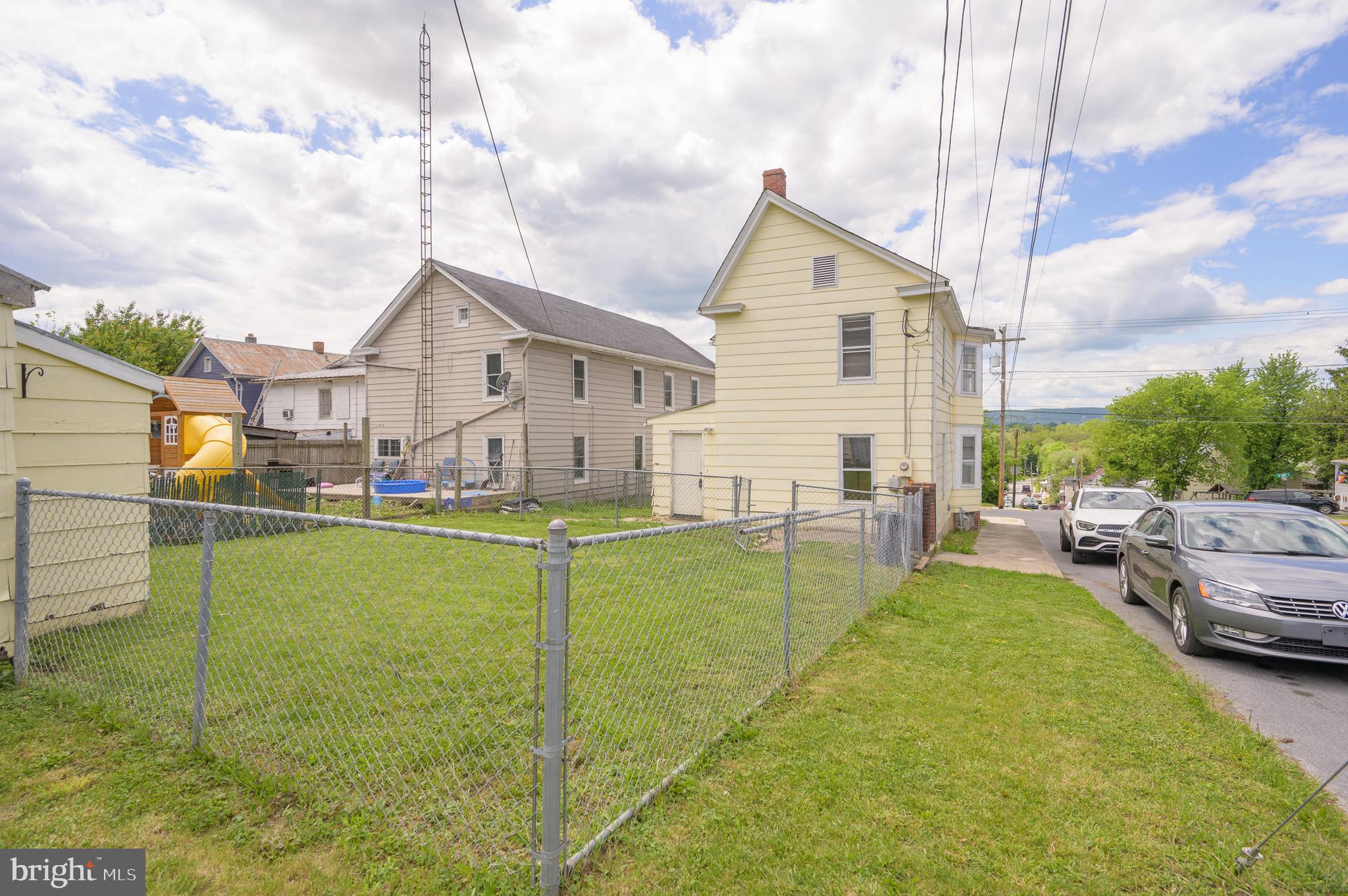 MARTINSBURG CITY - Residential