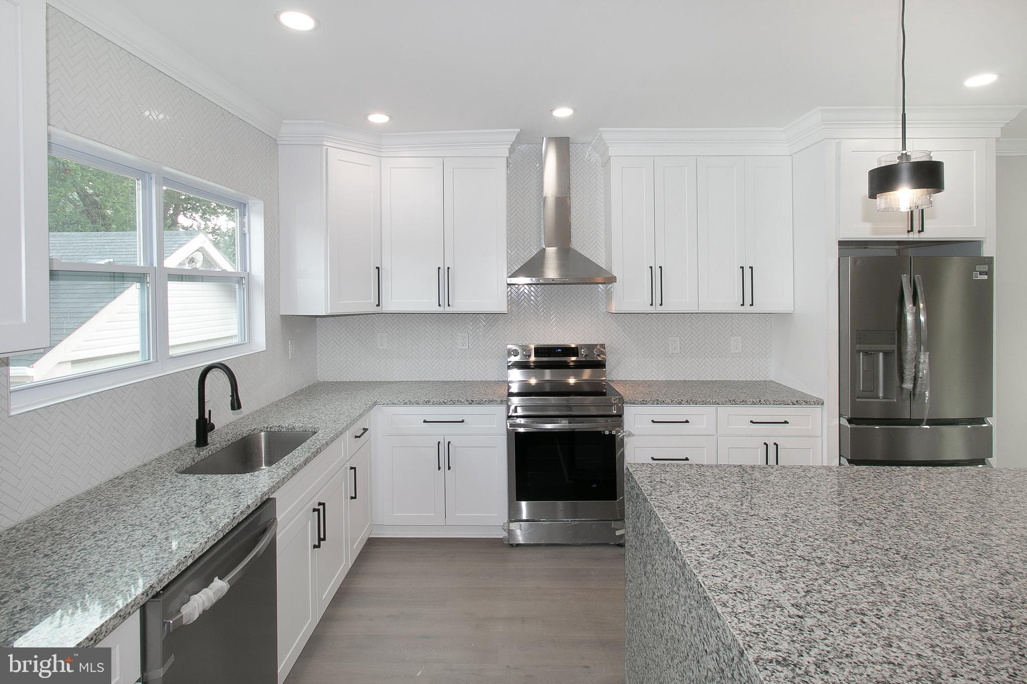 WINDSOR MILL - Residential