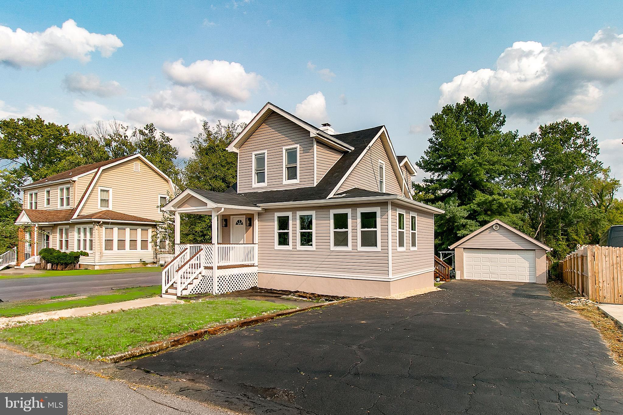 WINDSOR MILL - Residential